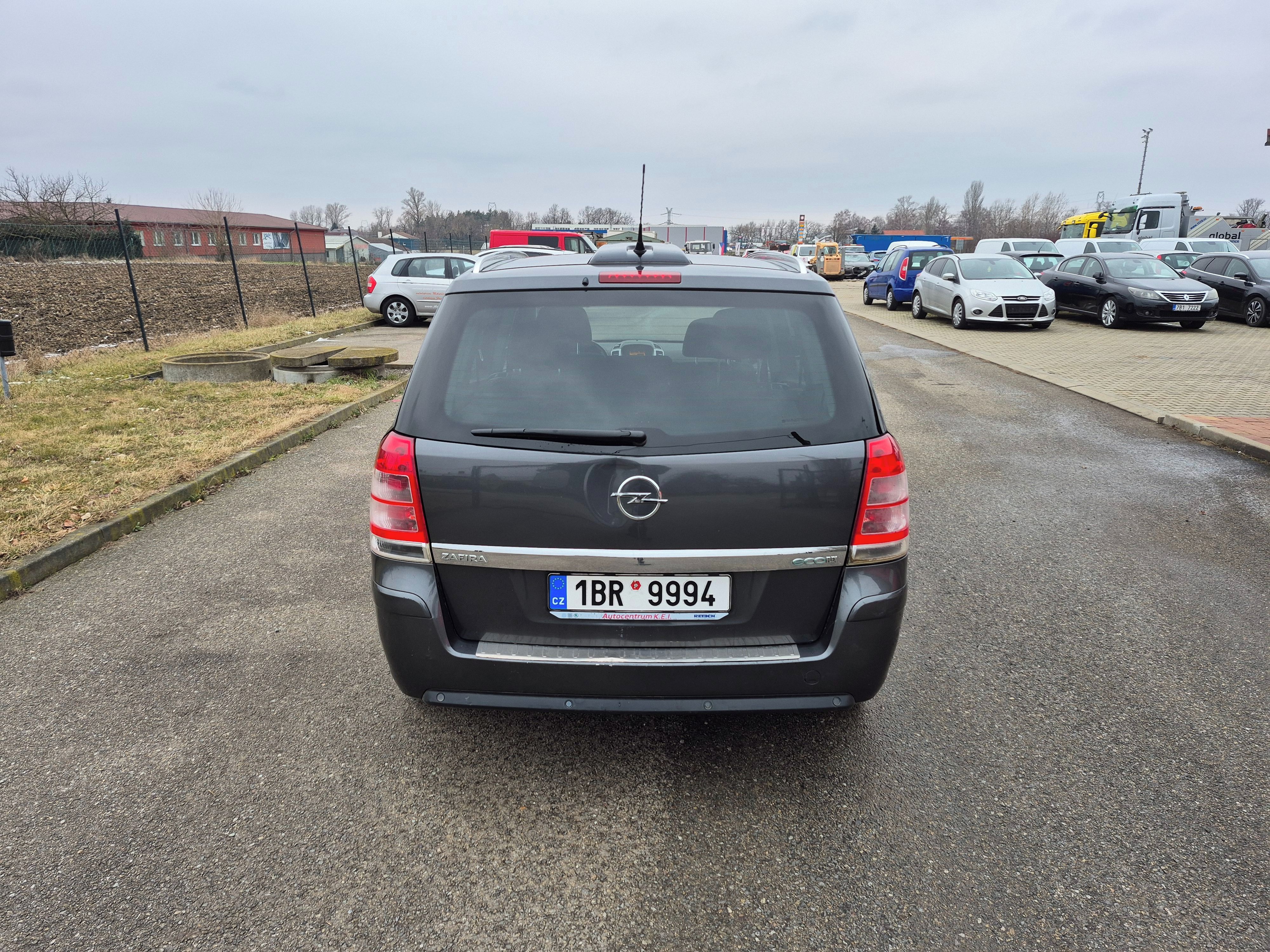 Opel Zafira, 1,7CDTI, 92kW, 7-míst - fotka 5