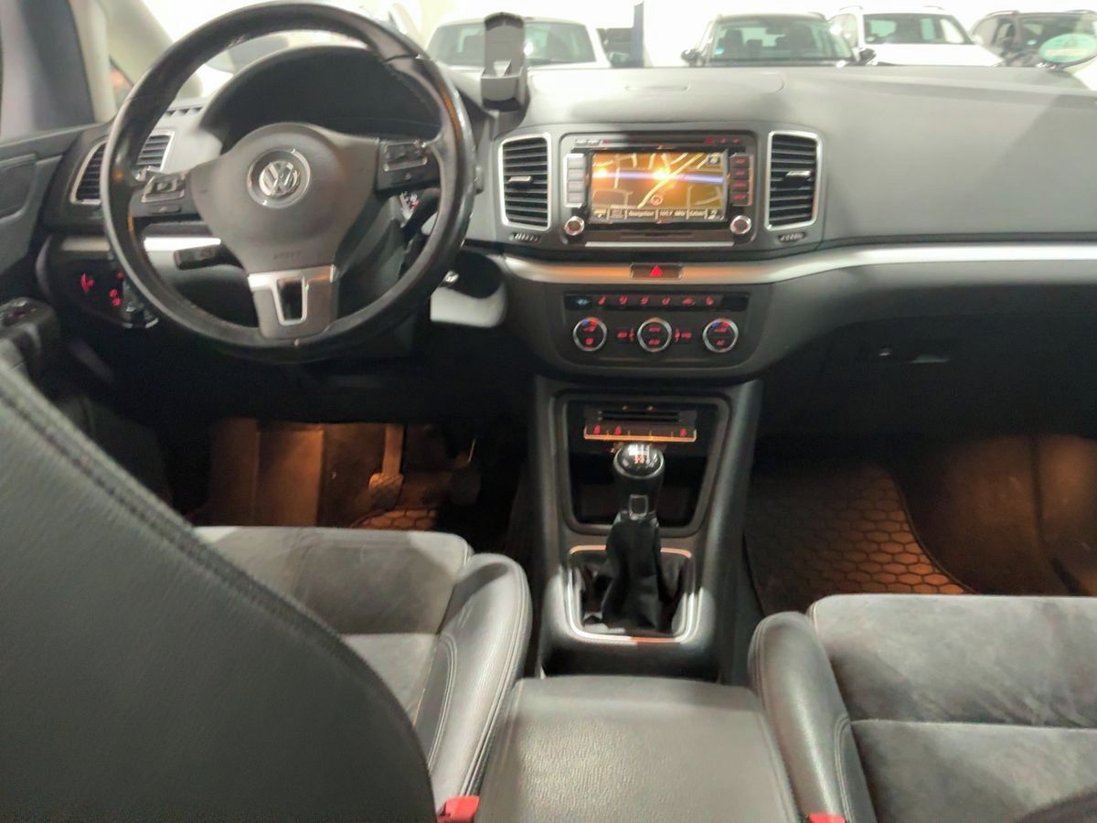 Volkswagen Sharan, 2.0 TDI 130KW HIGHLINE ALCANTR - fotka 4