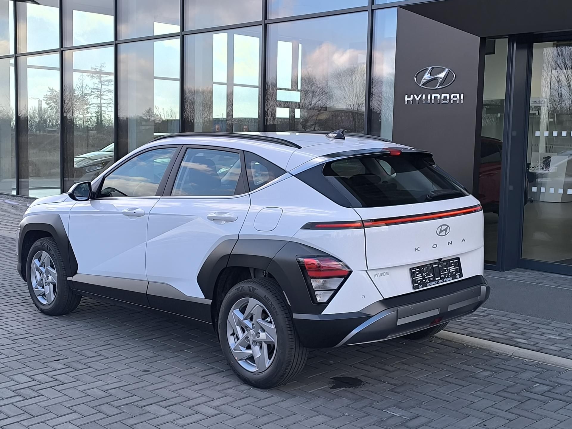 Hyundai Kona, 1,6 T-GDI 2WD DCT SMART TECH - fotka 4