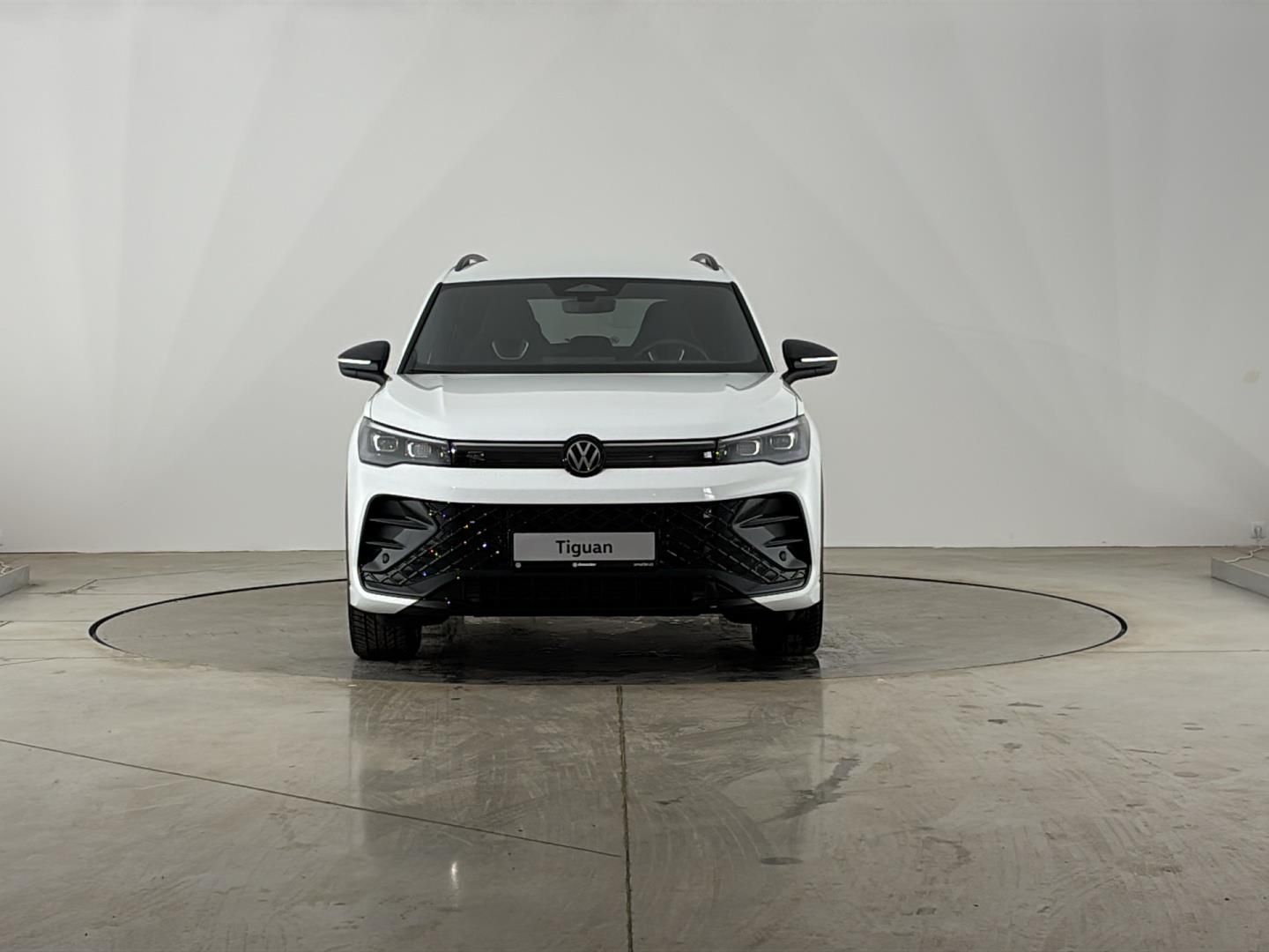 Volkswagen Tiguan, 1.5 eTSi / 110 kW R-Line - fotka 4