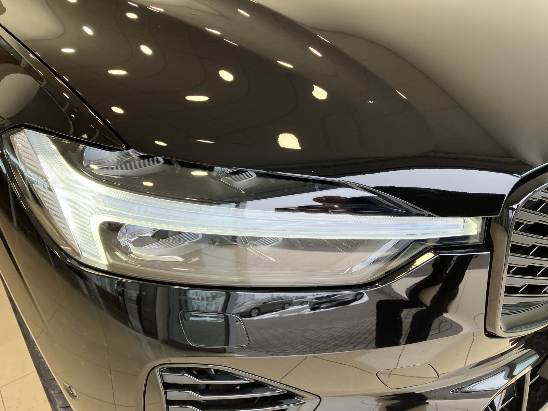 Volvo XC60, T6 AWD Black Edition Plus AT8 - fotka 4