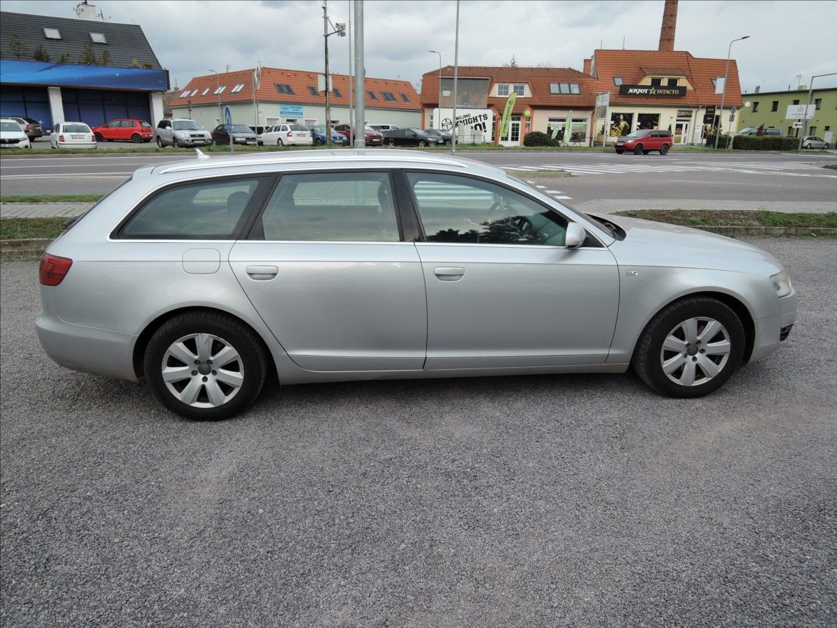 Audi A6 Avant, 2,7 TDI Avant NAVI Kůže - fotka 5