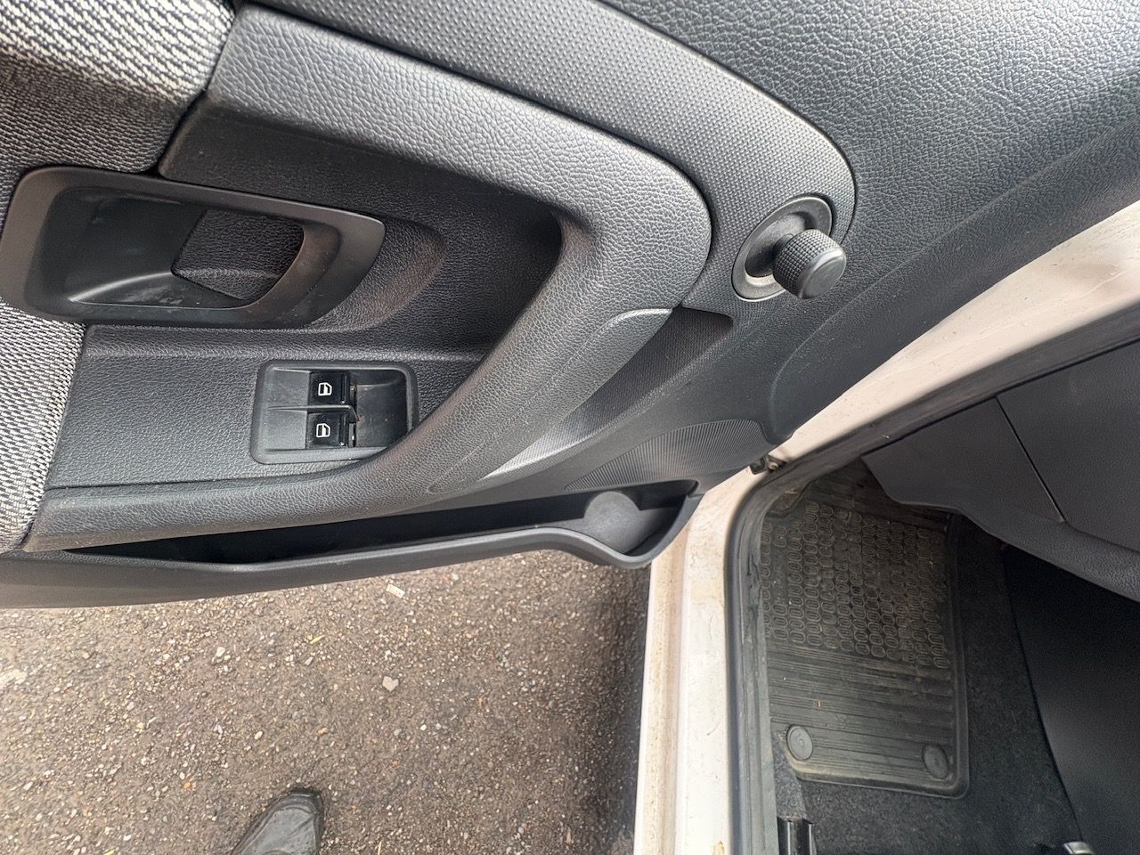 Škoda Fabia, 1,2 HTP 51kW - po servise - fotka 5
