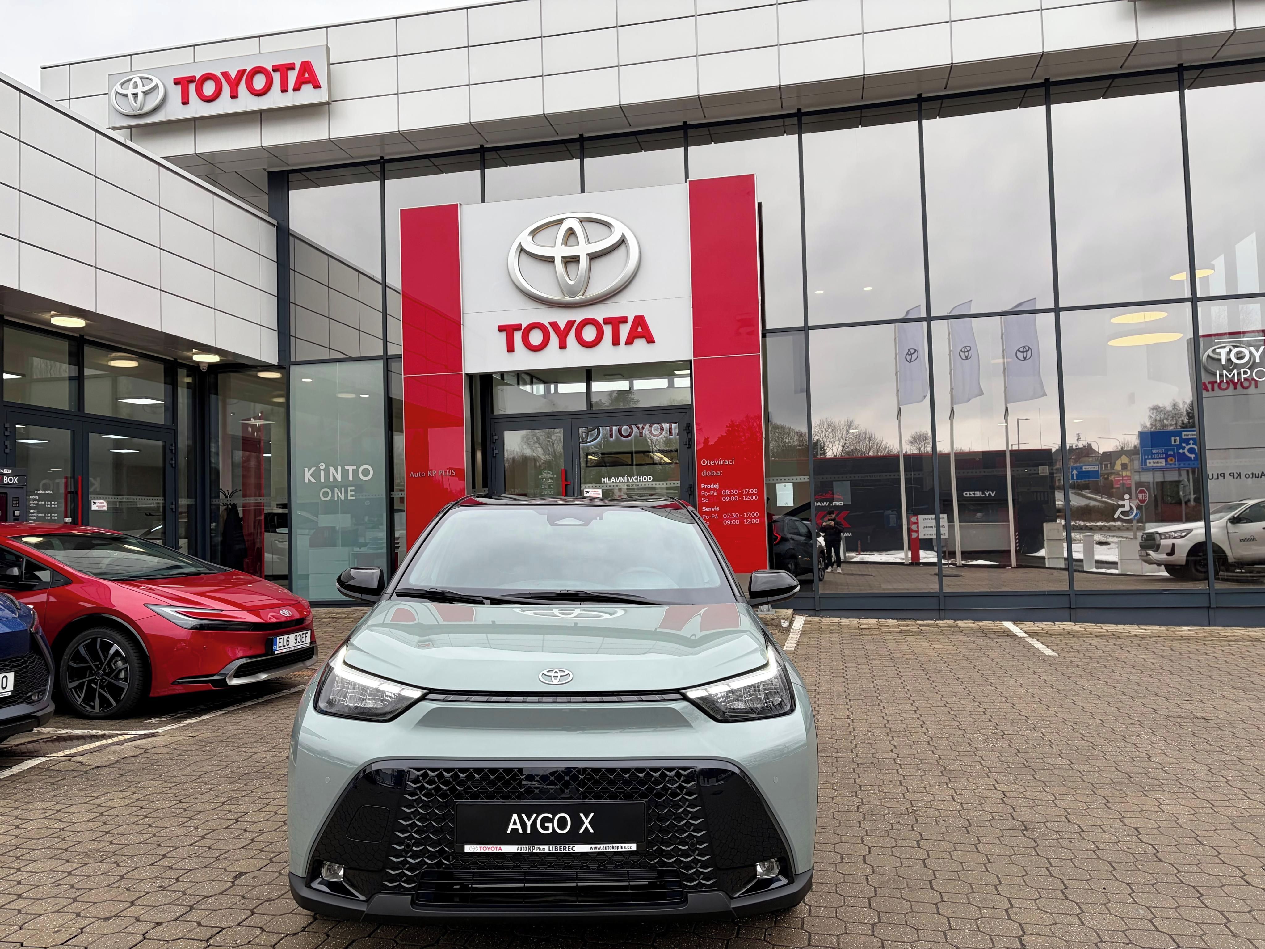 Toyota Aygo, 1,5 HEV 116k Style Smart - fotka 2