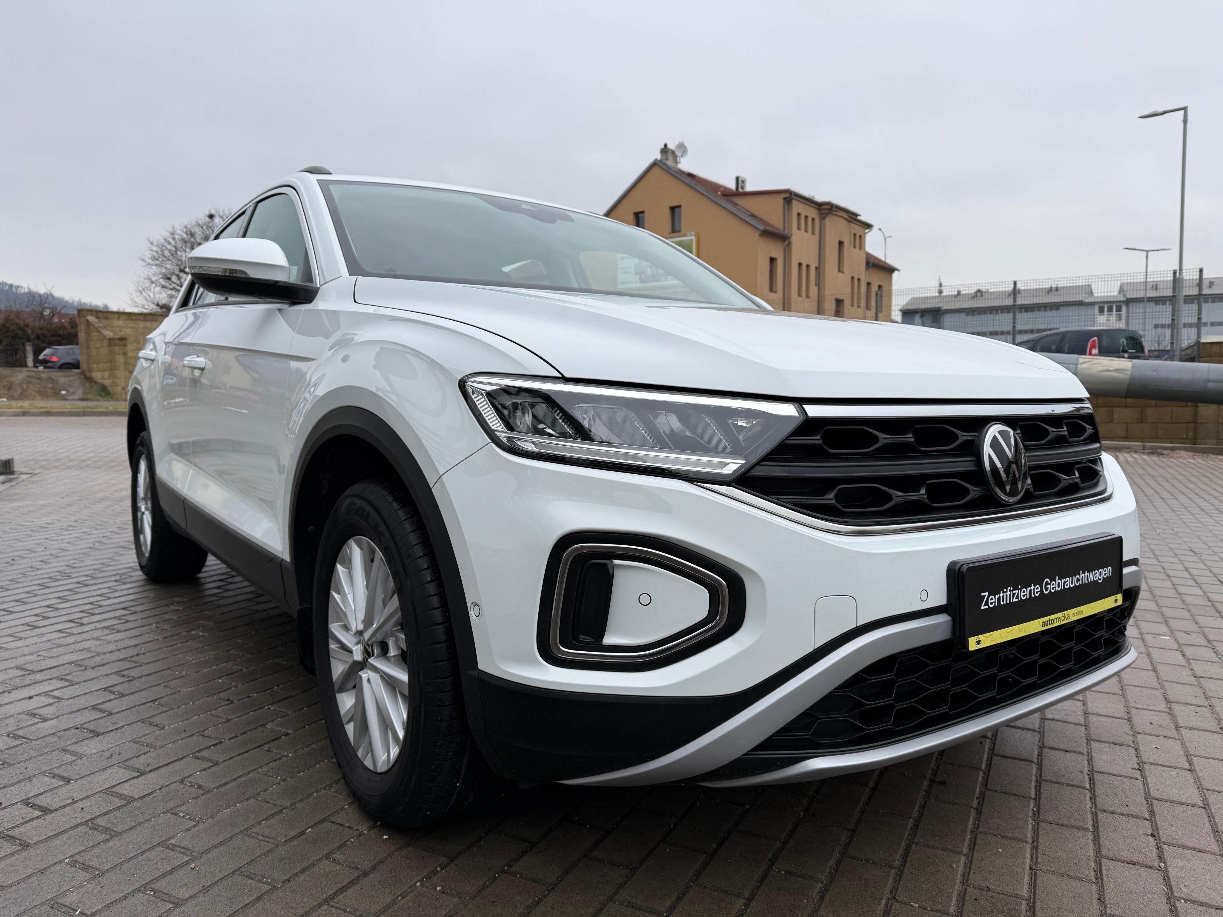 Volkswagen T-Roc, 1.5 TSI 110kW DSG ACC 6/2022 - fotka 3