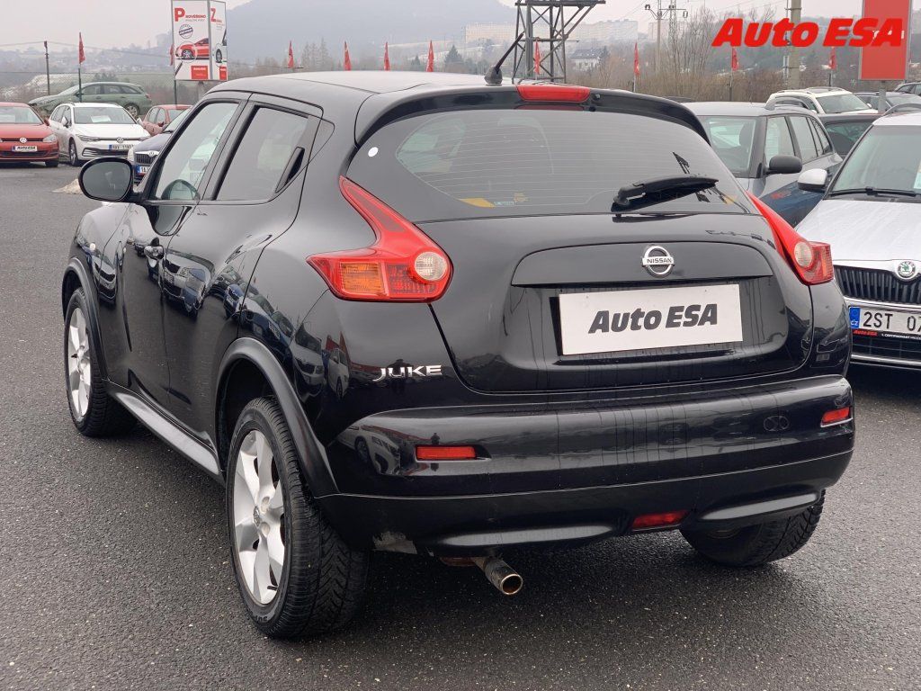 Nissan Juke, 1.6i,AC,tempo - fotka 4