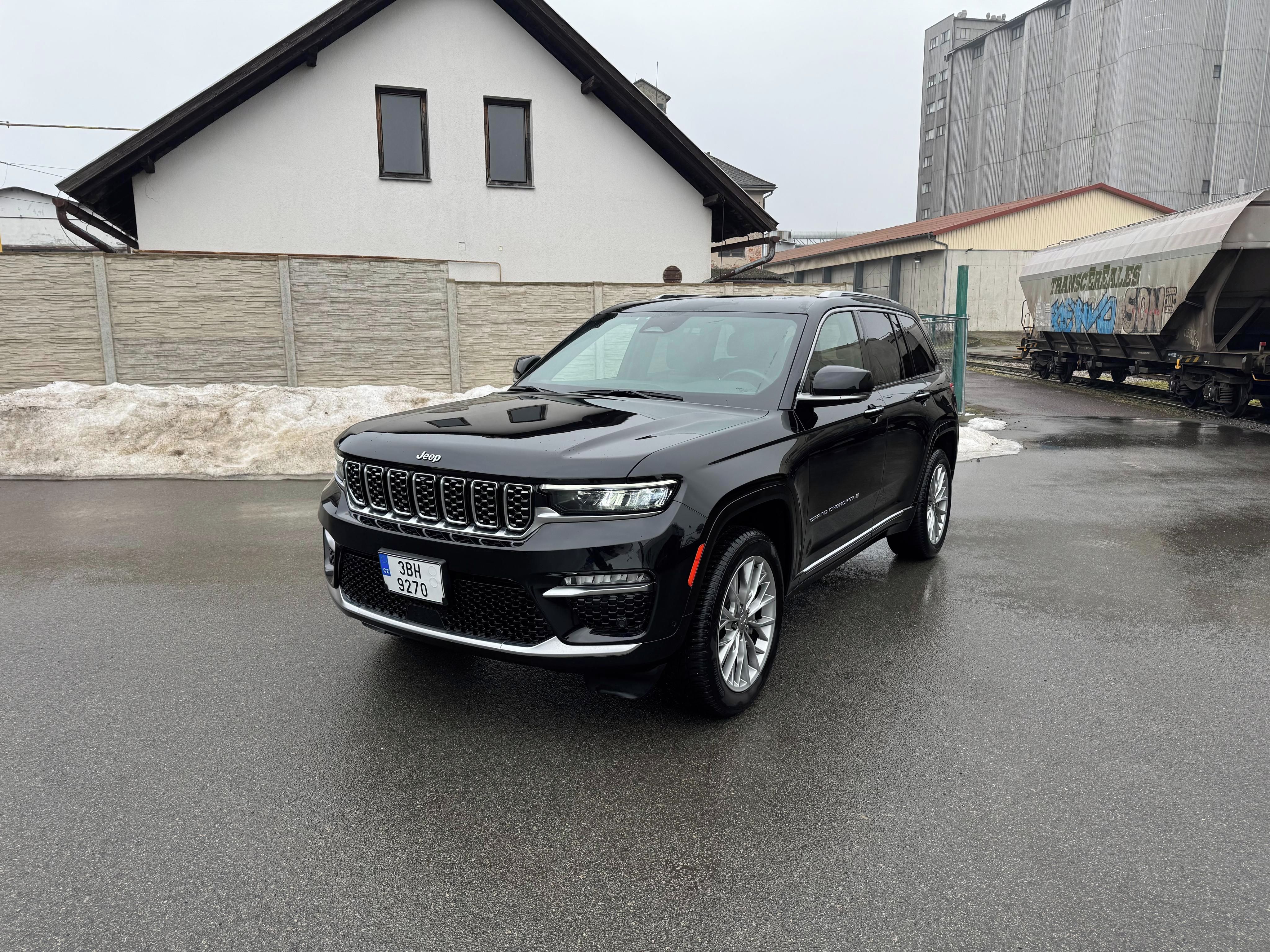 Jeep Grand Cherokee, Summit/V6/ČR-1M/servis/360°