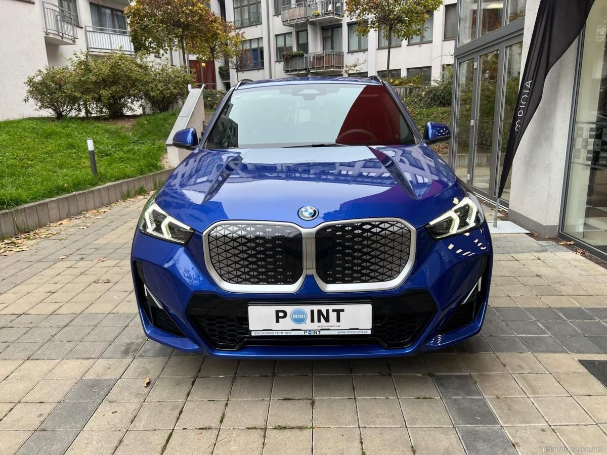 BMW iX1, Mpaket nájem od 18.900,-Kč/měs - fotka 4
