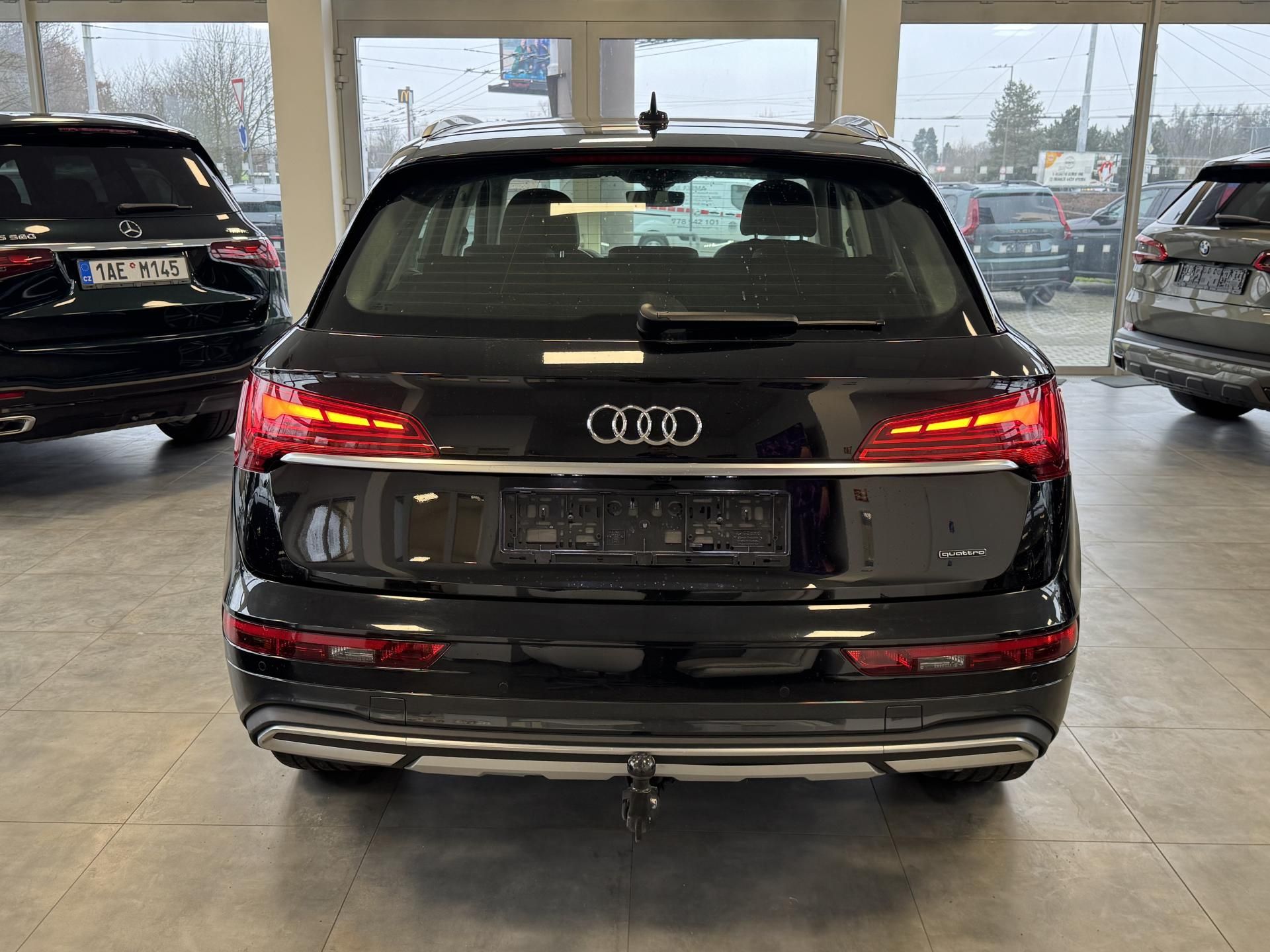 Audi Q5, 40TFSI 4x4 Advanced Tažné LED - fotka 6