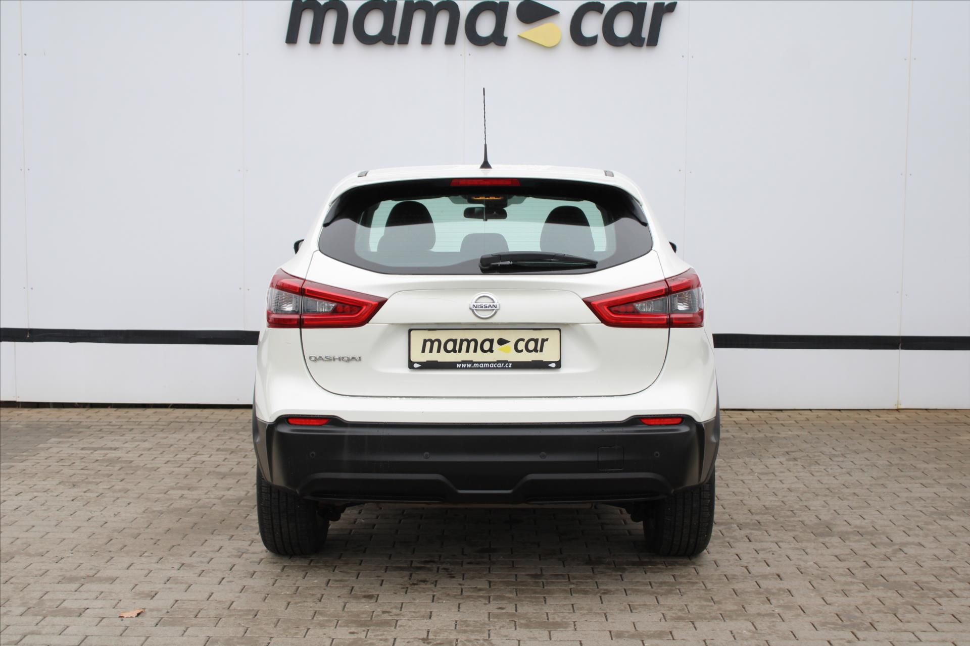 Nissan Qashqai, 1.2 DIG-T ACENTA A/T 1.MAJ. ČR - fotka 6