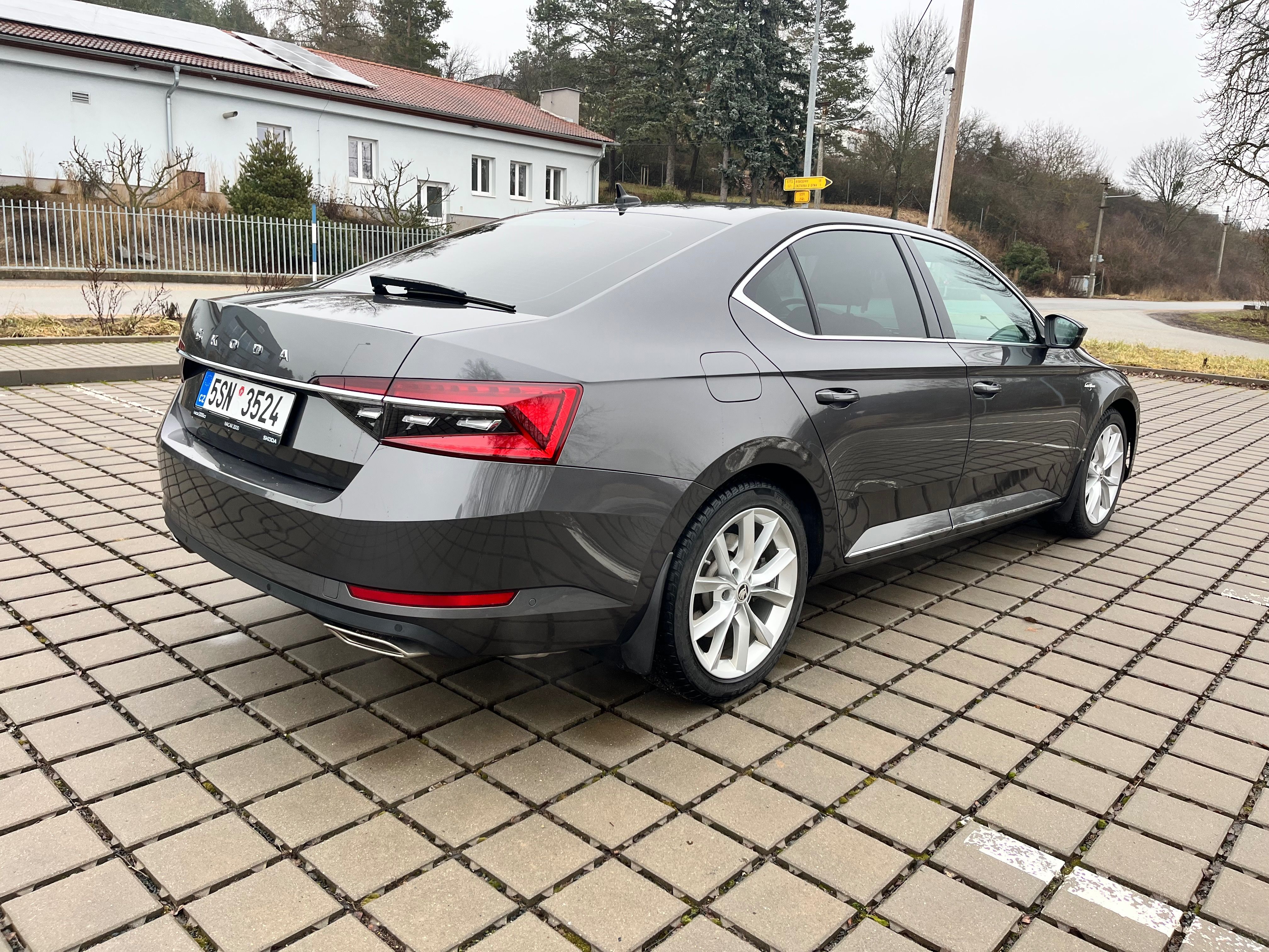 Škoda Superb, Škoda Superb 2.0 tsi 206kw L&K - fotka 3