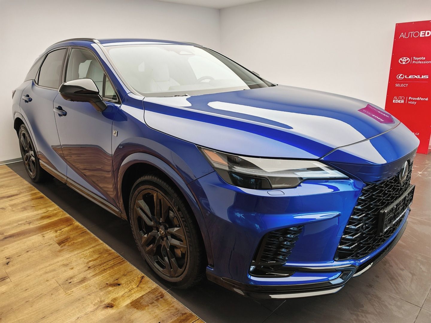 Lexus RX 500h, 500h F Sport Special Edition - fotka 3