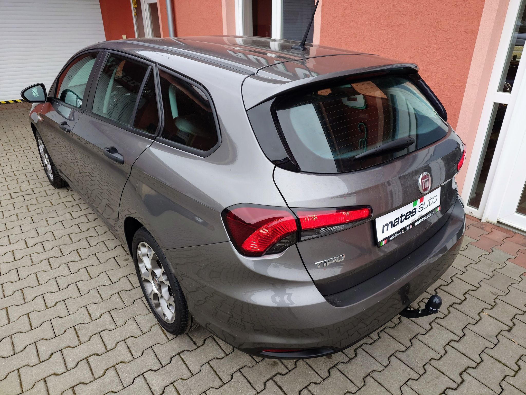 Fiat Tipo, 1.6 M-Jet City Life 96 kW - fotka 3
