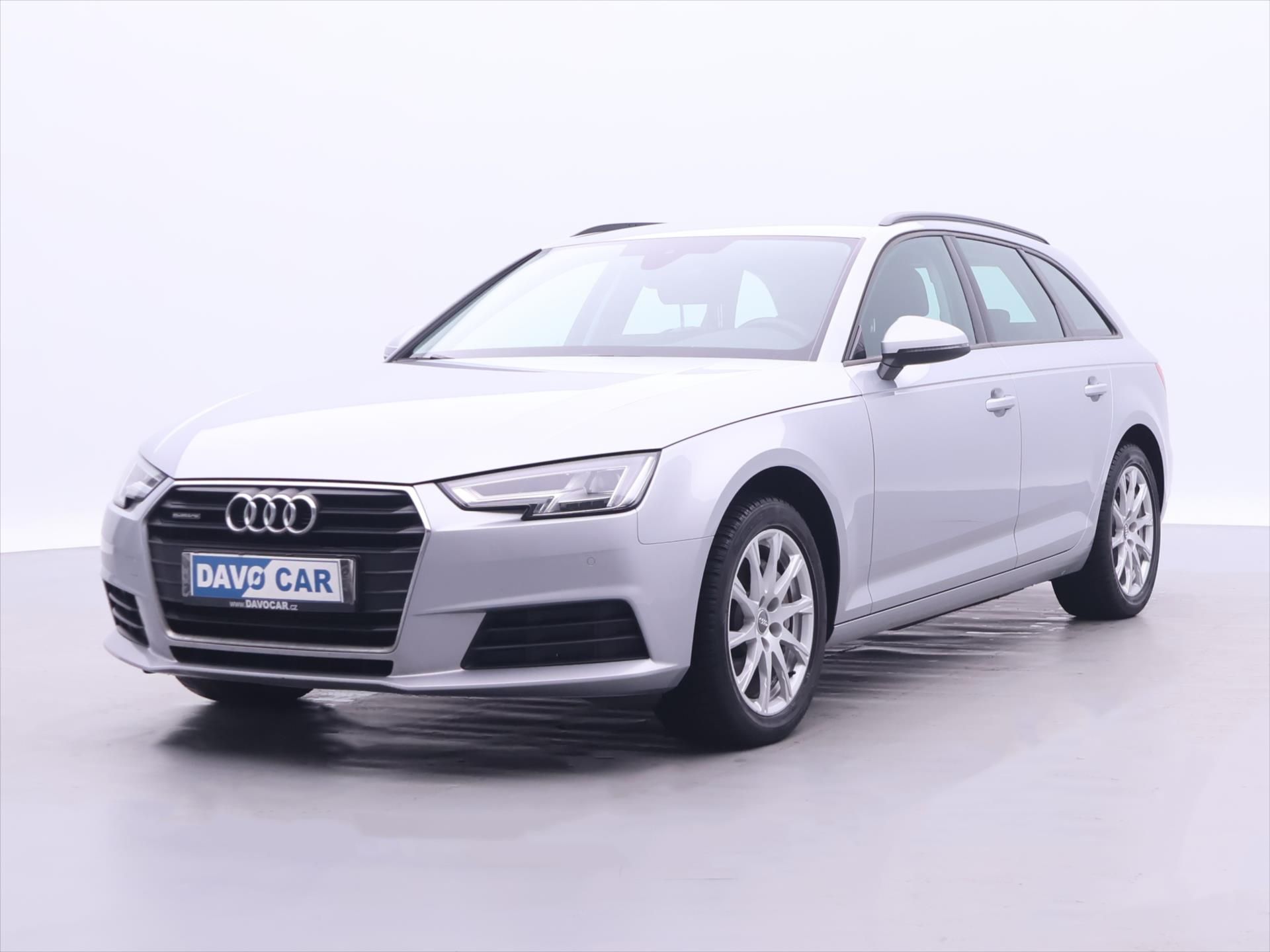 Audi A4, 2,0 TDI 140kW Quattro CZ DPH - fotka 3