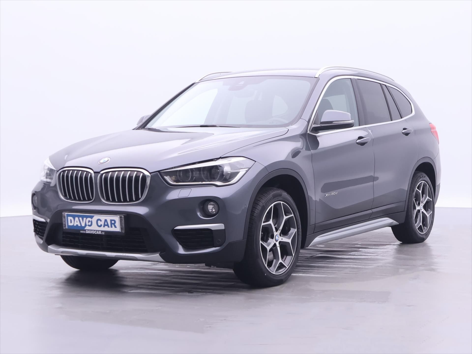 BMW X1, 2,0 20d 140kW xDrive xLine CZ - fotka 3