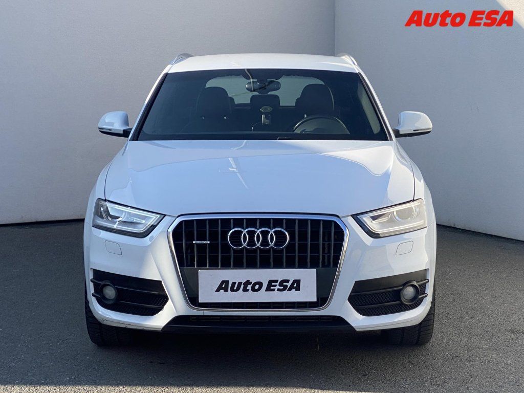 Audi Q3, 2.0 TFSi quattro,S-line,AT - fotka 2