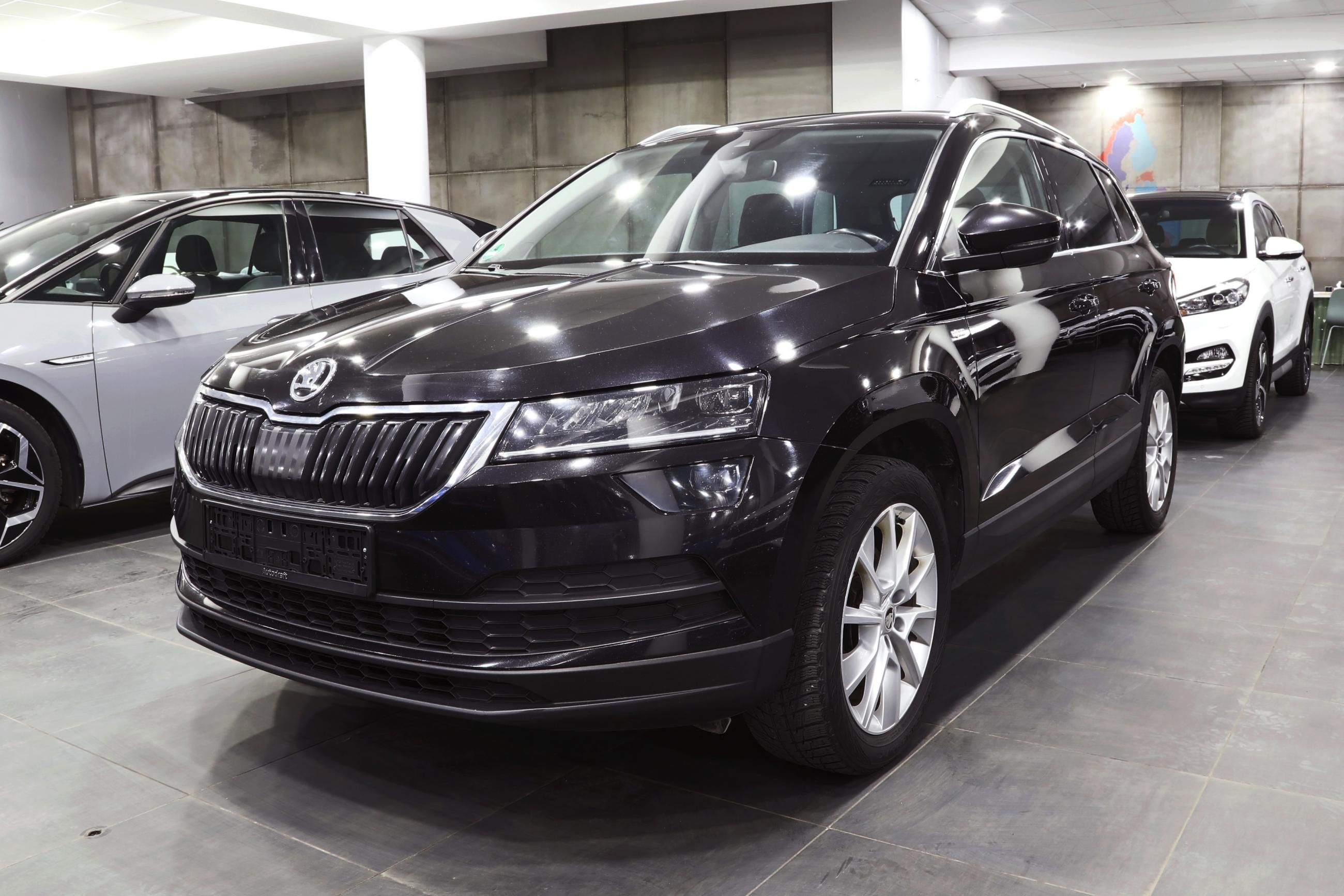 Škoda Karoq, 2.0TDI 110kW DSG 4x4 Tažné - fotka 2