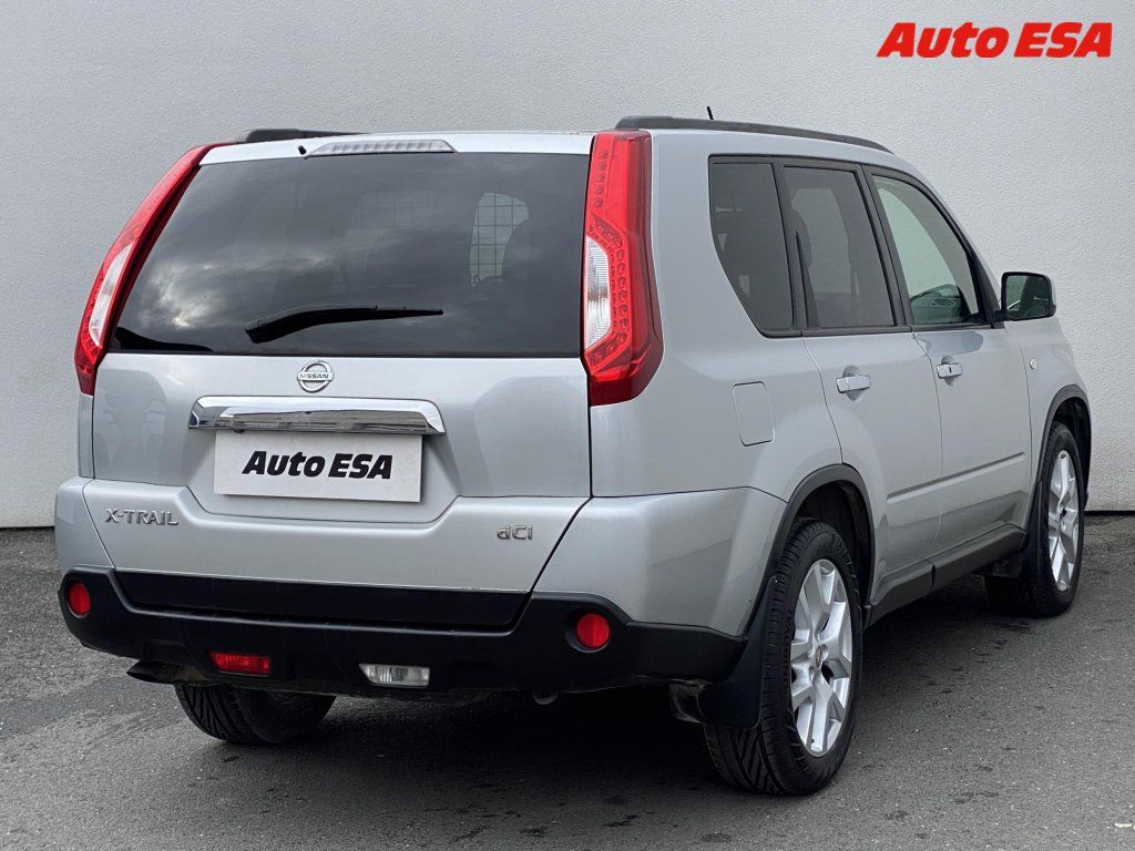 Nissan X-Trail, 2.0 dCi 4x4,AT,xenon - fotka 4