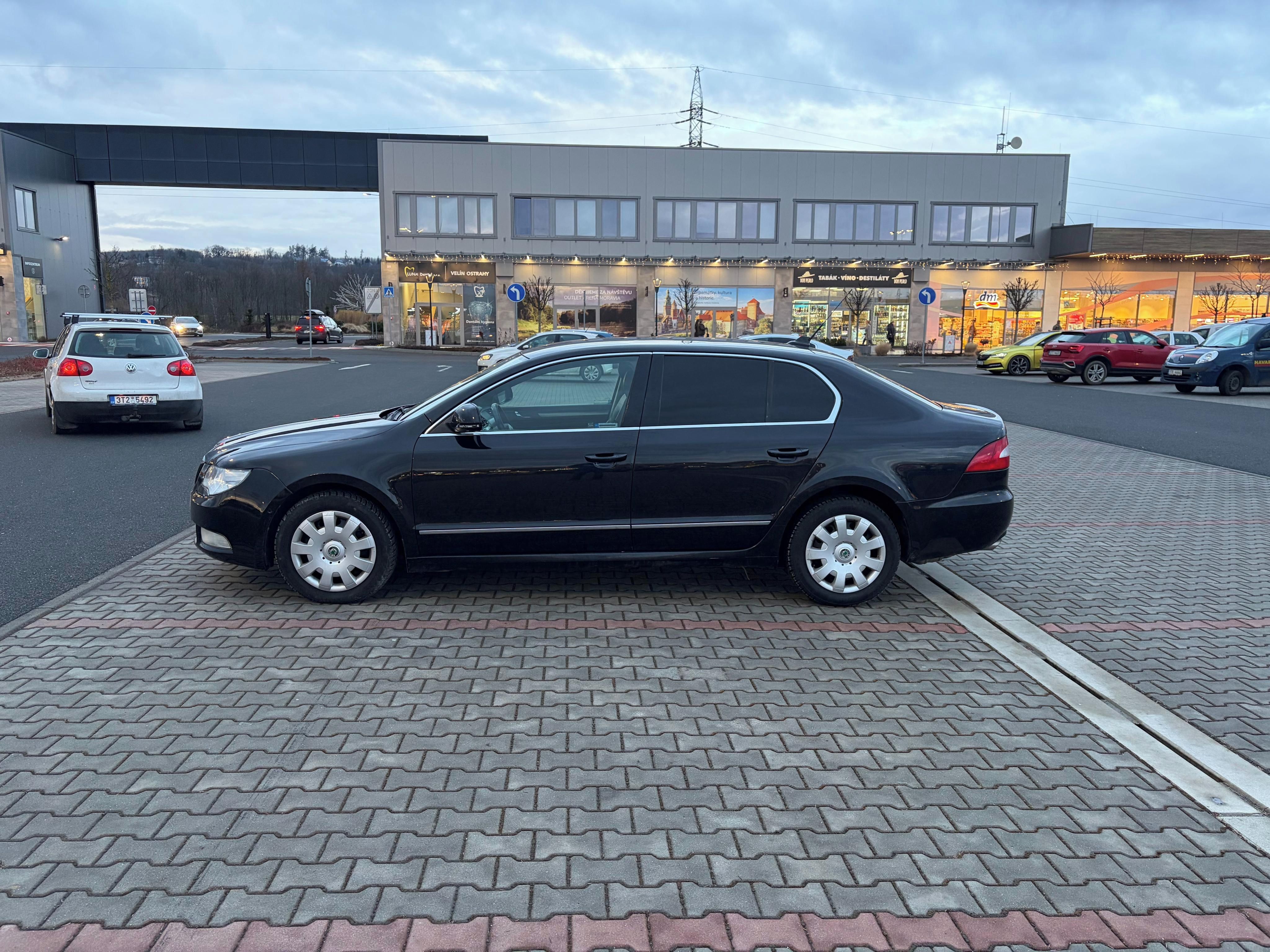 Škoda Superb, II 2.0 TDi 125kw 4x4 kůže NAVI - fotka 6
