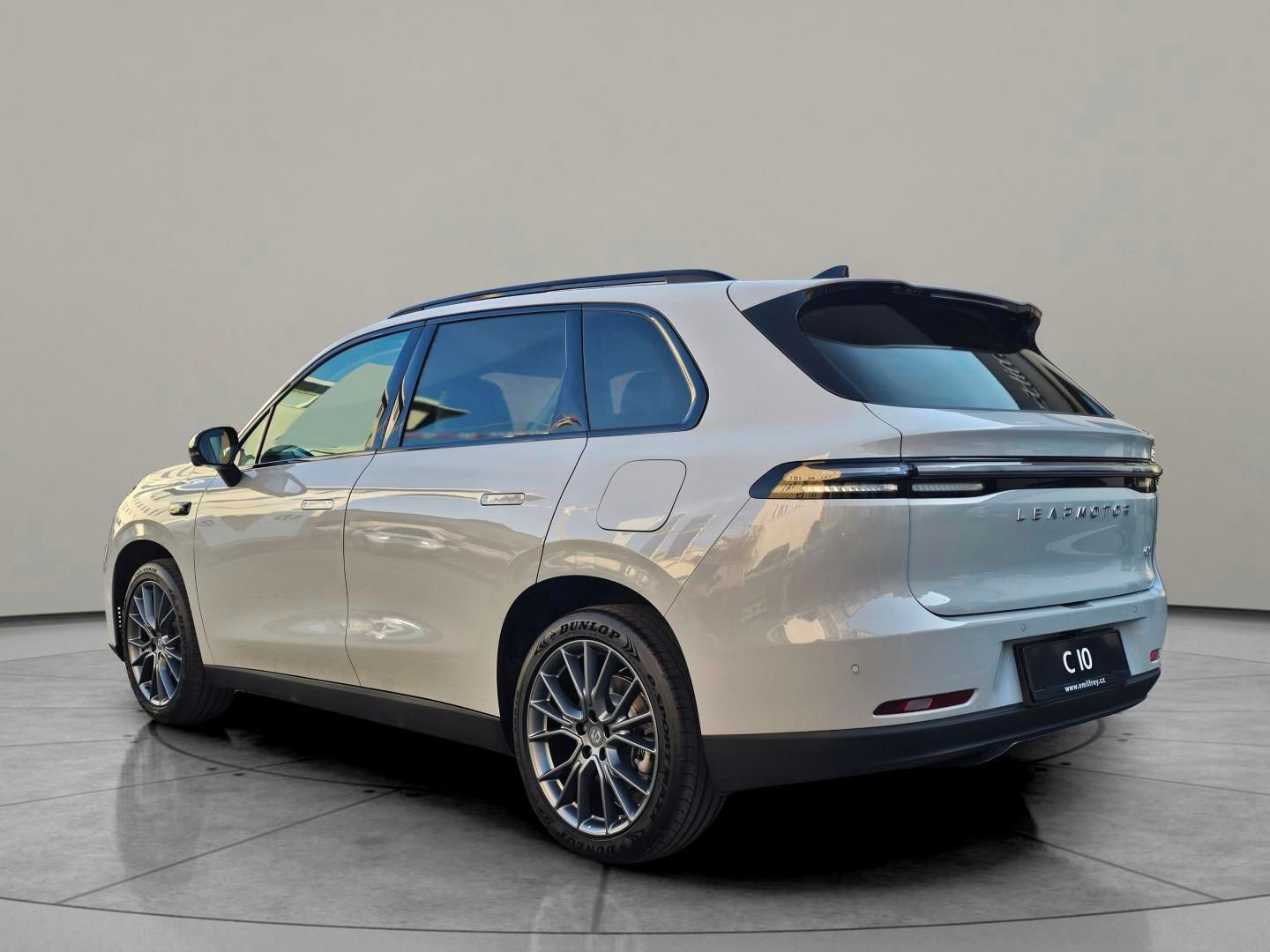 Leapmotor C10 REEV, Design Hybrid EV - fotka 5