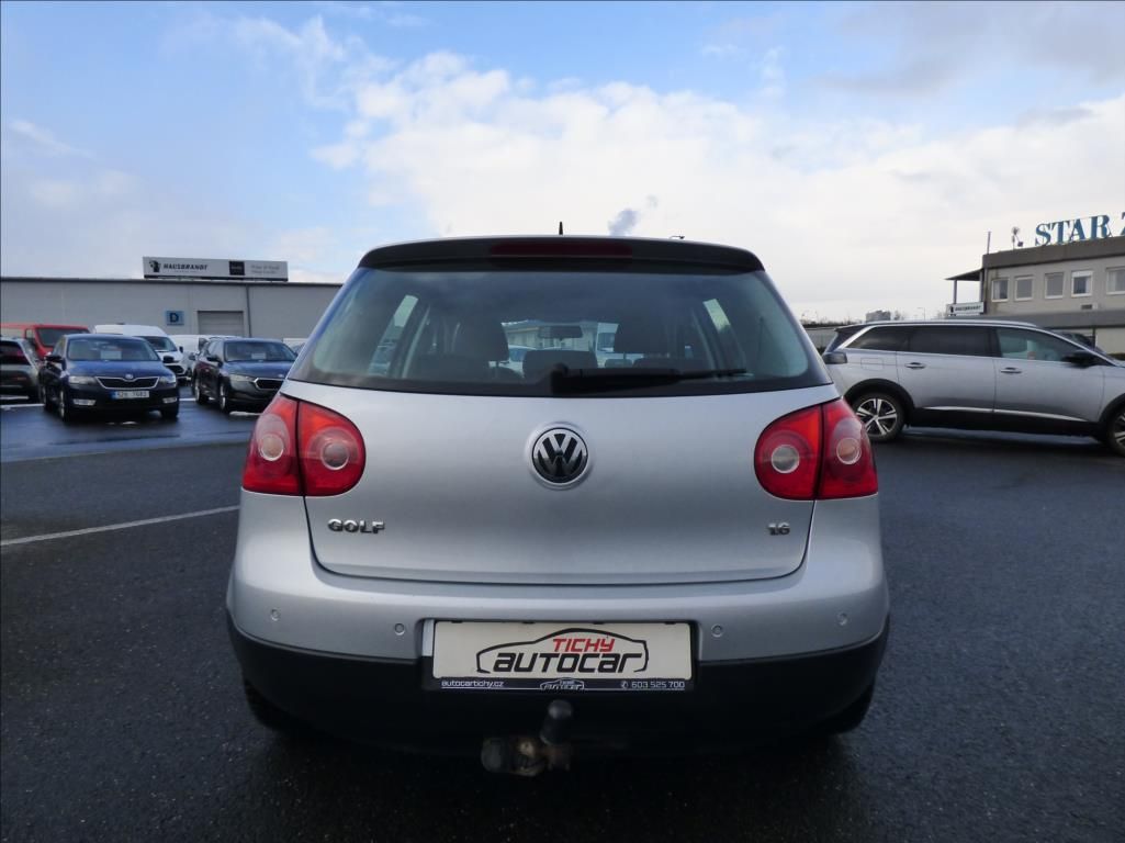 Volkswagen Golf, 1,6 Digi Klima,Webasto  Tour - fotka 6