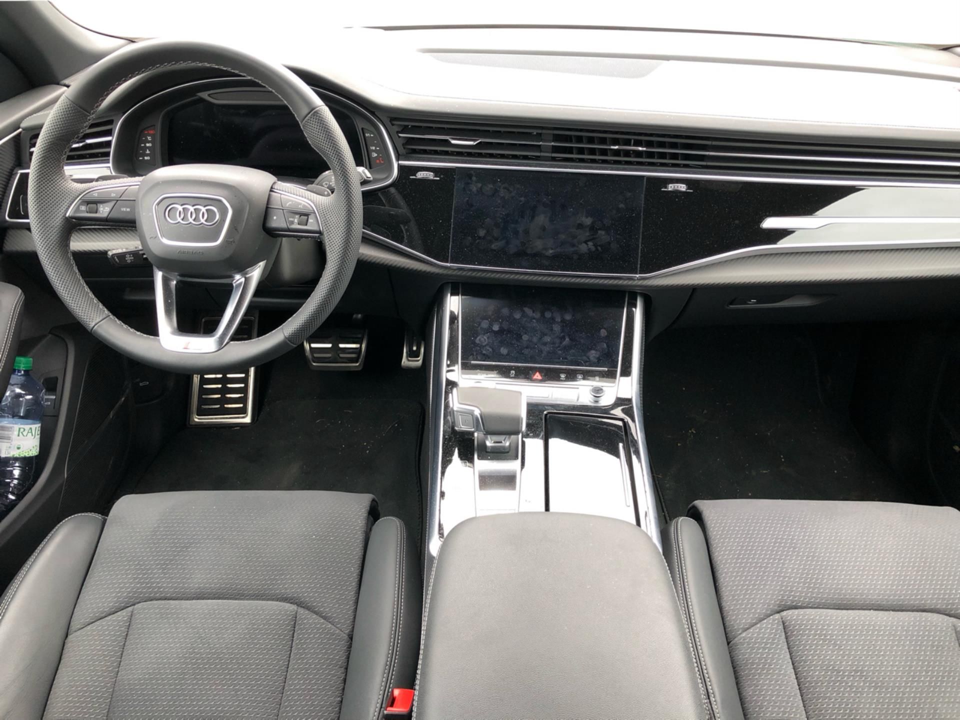 Audi Q8, 3,0 - fotka 5