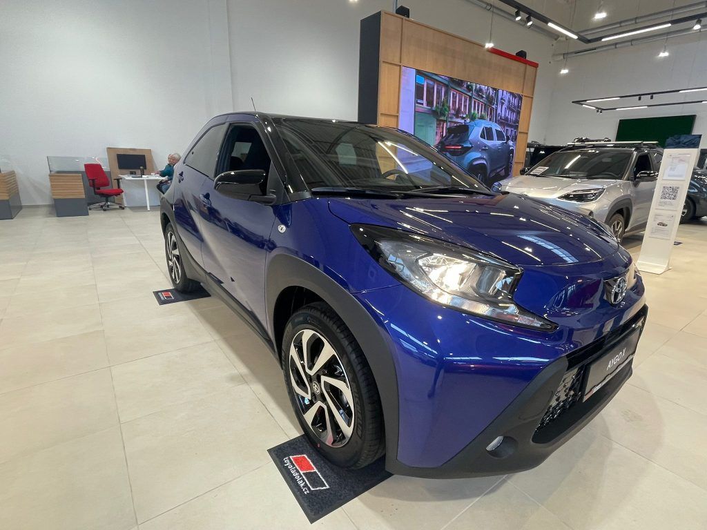 Toyota Aygo, 1.0 Automat Style - fotka 6