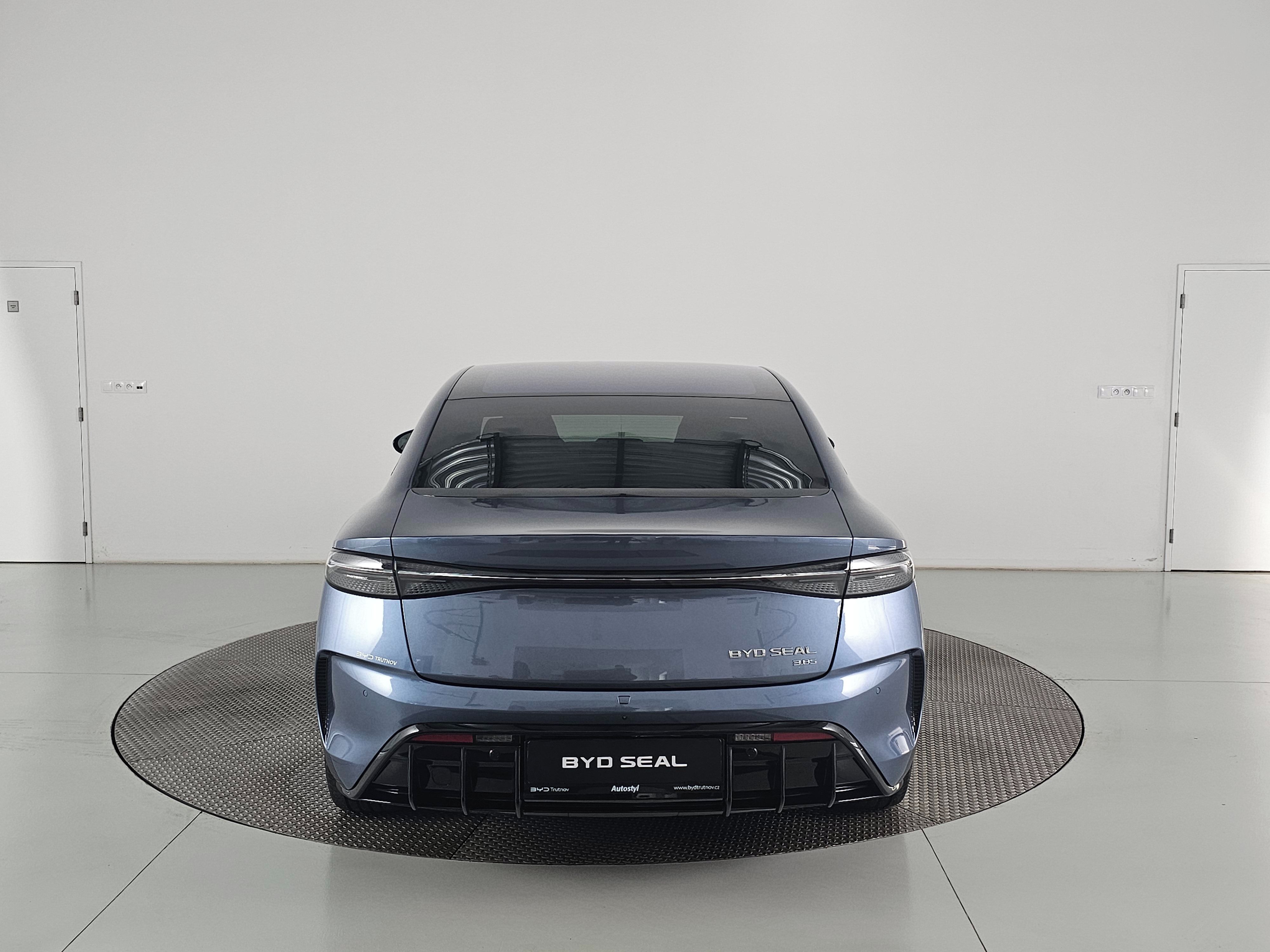 BYD Seal, 313 k Design RWD - fotka 4