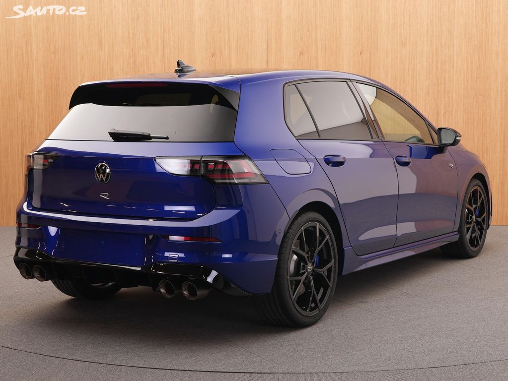 Volkswagen Golf R 2.0 TSI 4x4 DSG | Sauto.cz