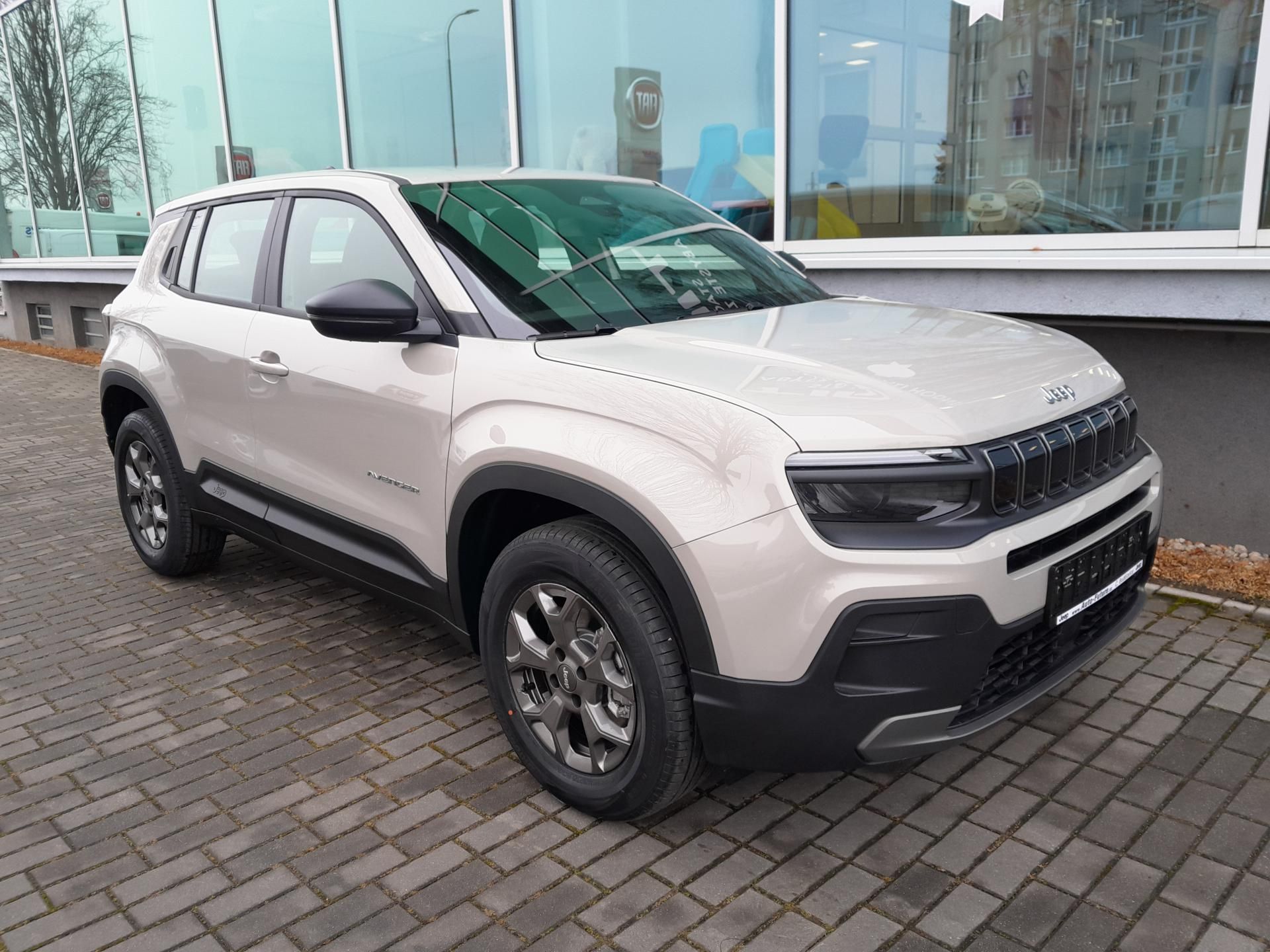 Jeep Avenger, Longitude 1,2 110 PS automat