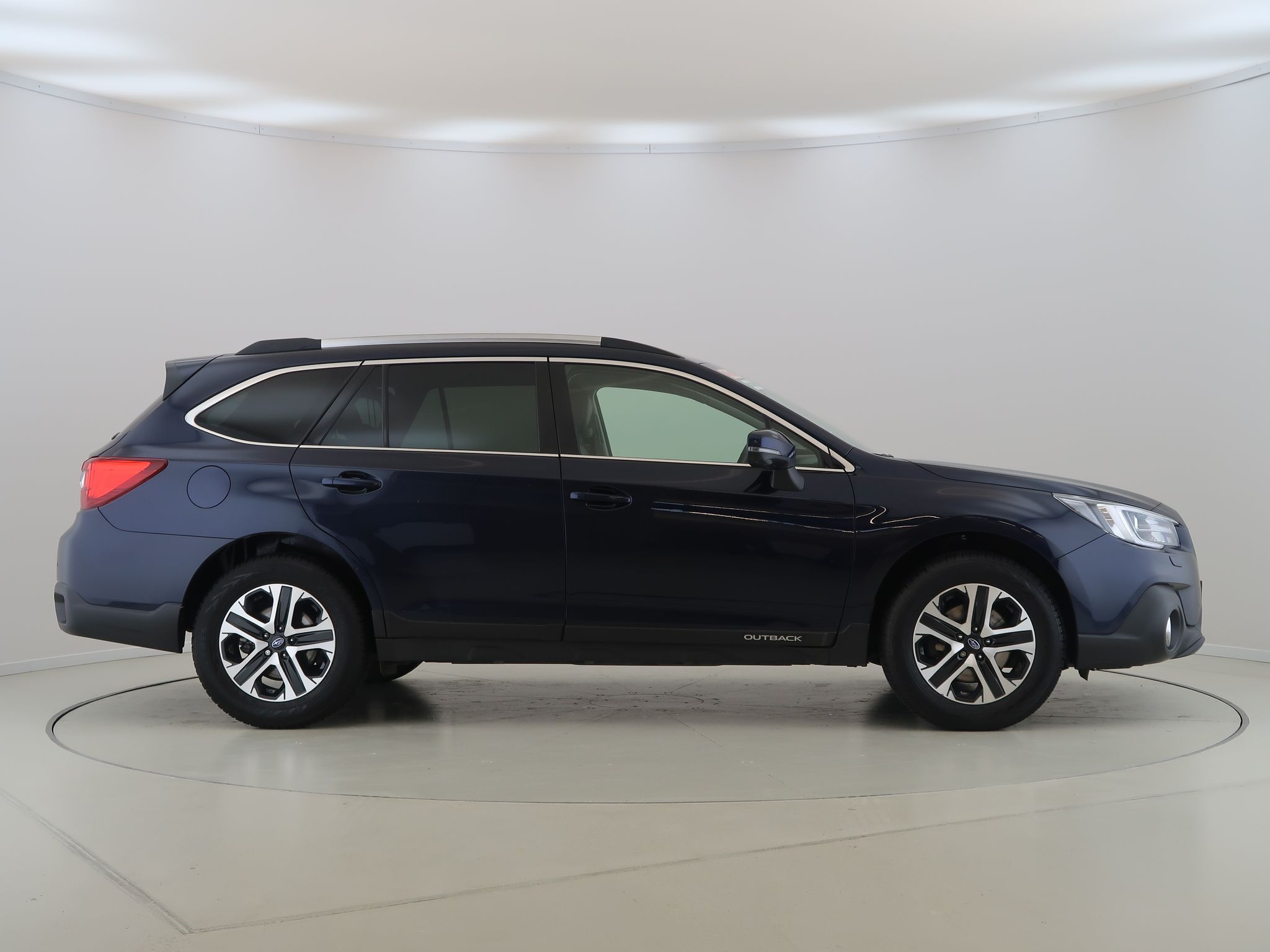 Subaru Outback, 2.5i,4x4,AT,CZ,1Maj - fotka 4