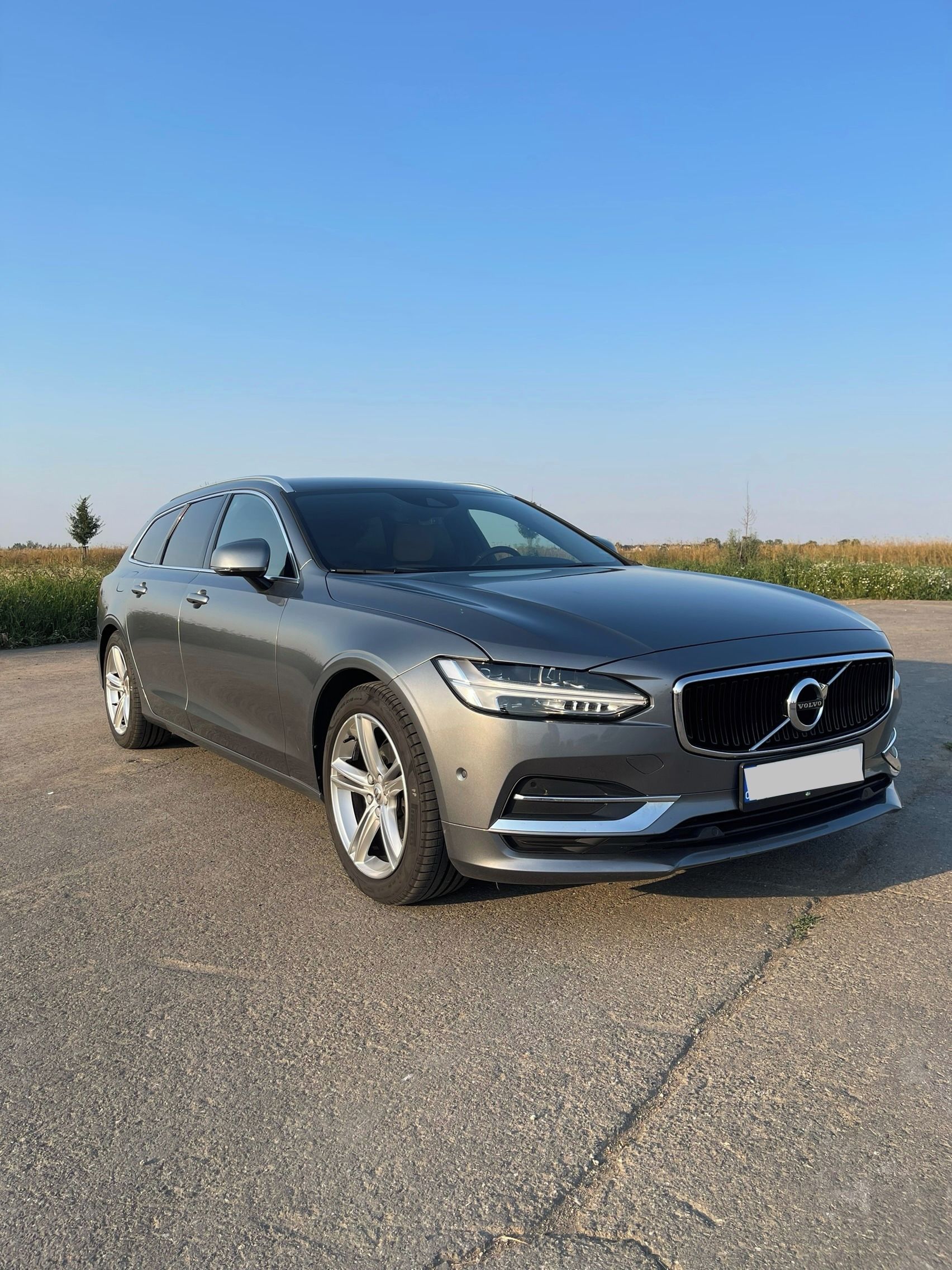 Volvo V90, 110kw Momentum Pro - fotka 6