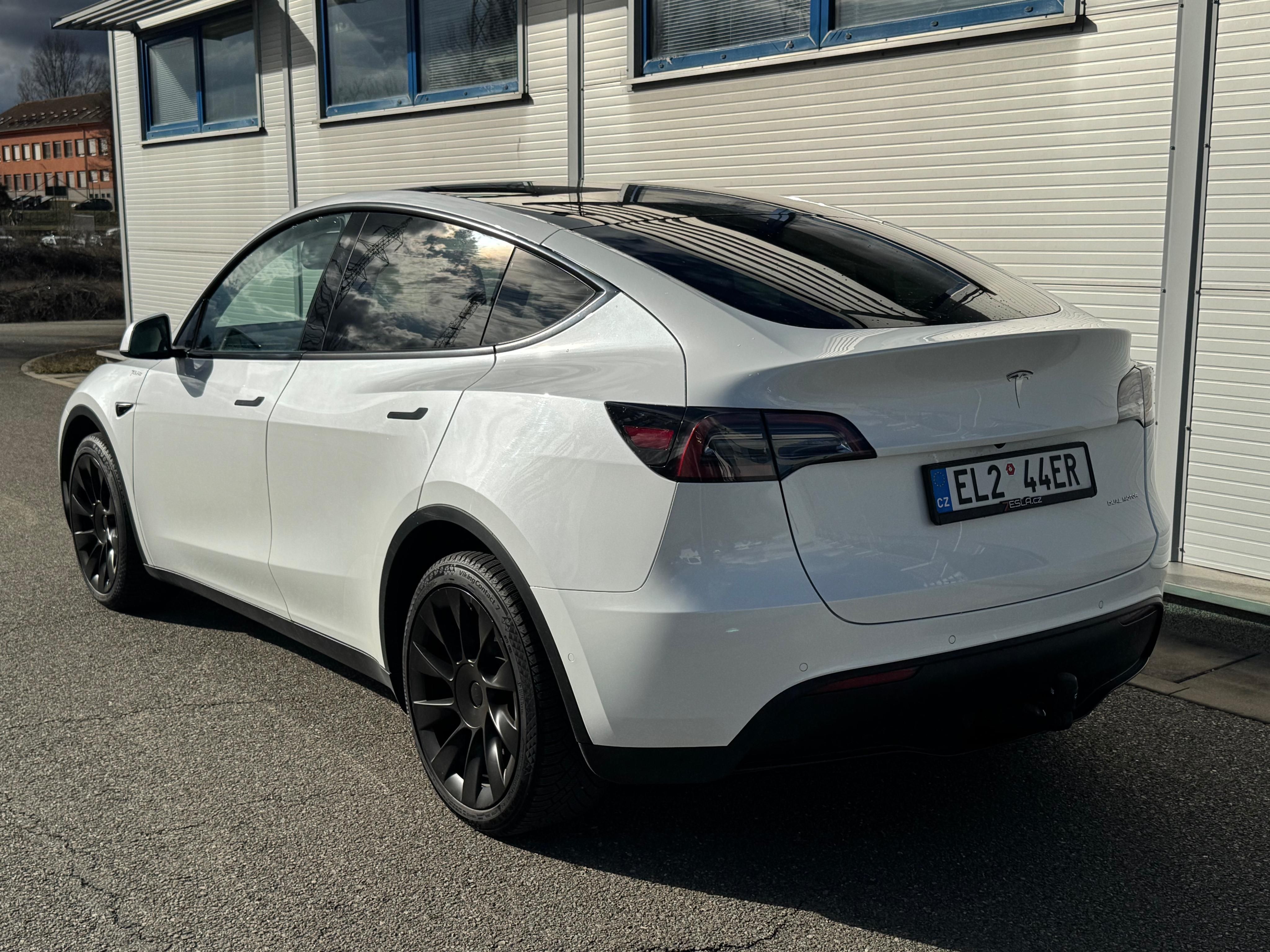 Tesla Model Y, Long Range 4x4 ZÁRUKA, DPH - fotka 3