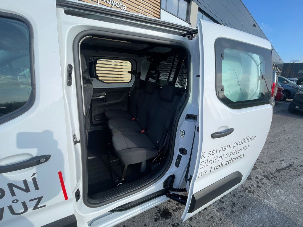 Toyota Proace City, 1.5L Diesel Crewcab manuál - fotka 5