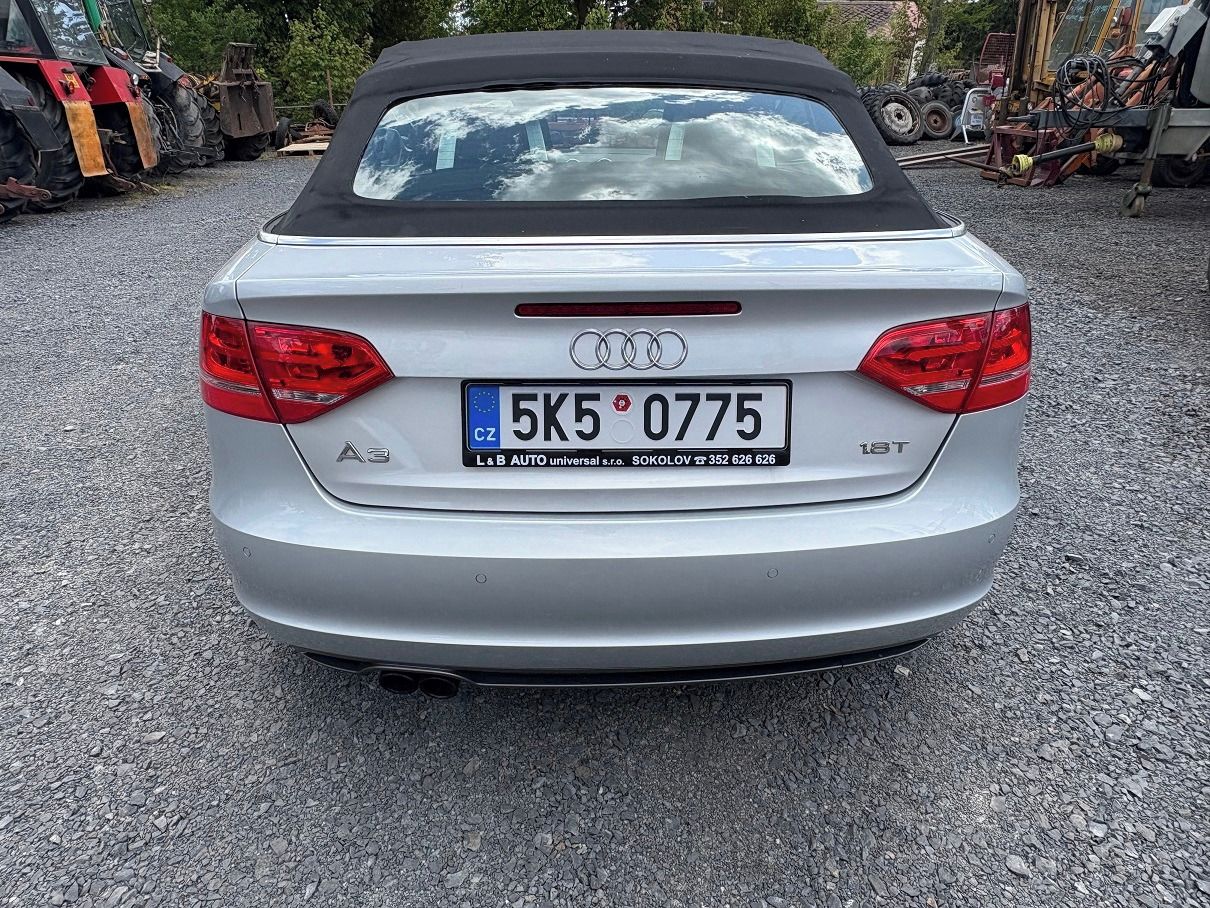 Audi A3, cabrio 1.8T S line - fotka 6