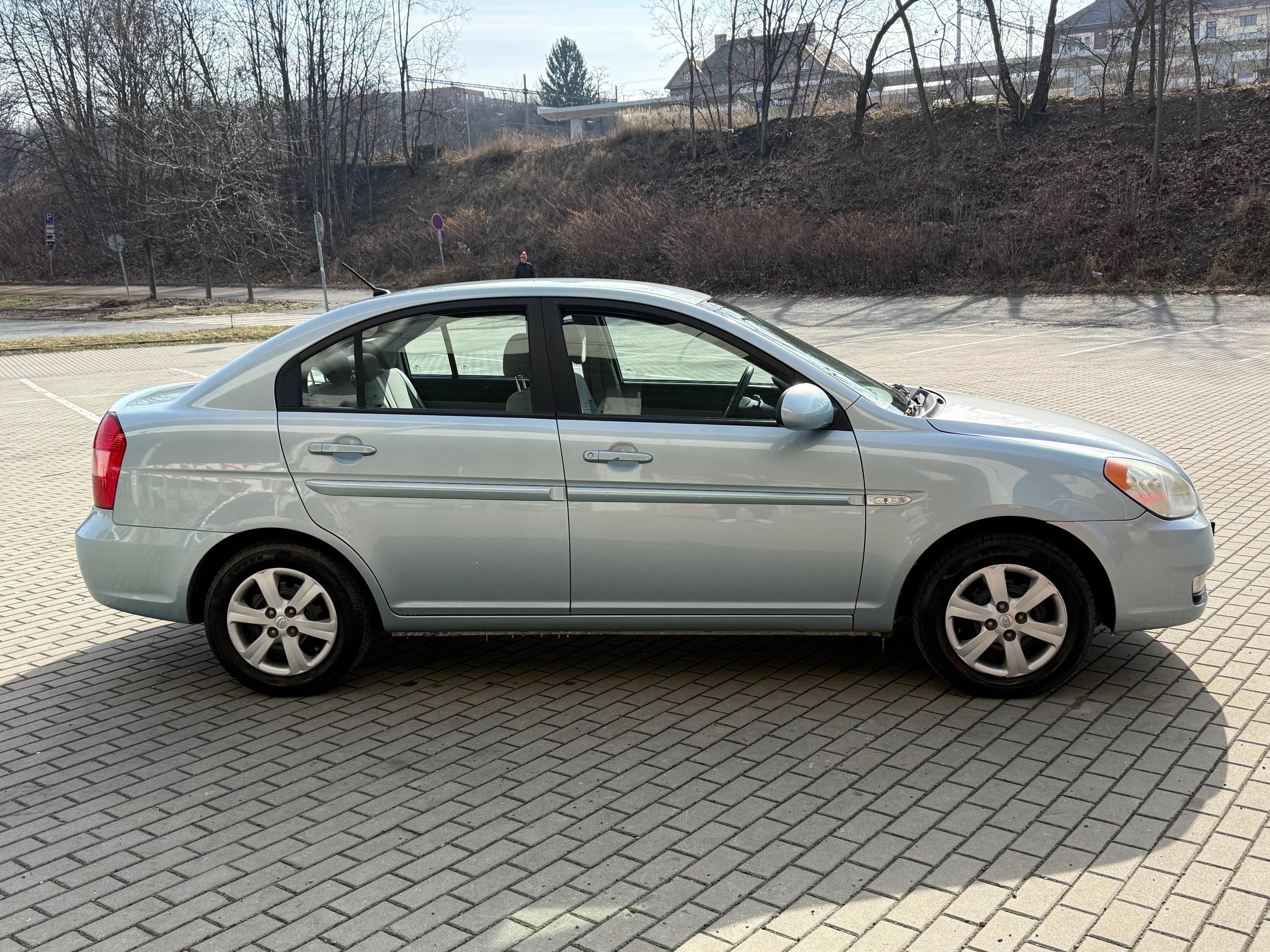 Hyundai Accent, 1.6i, 82kw Původ ČR 1. maj. - fotka 6