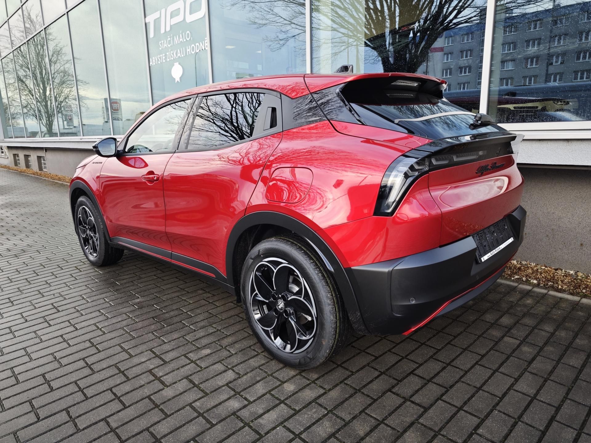 Alfa Romeo Junior, Elettrica Speciale 156PS 54kW - fotka 3