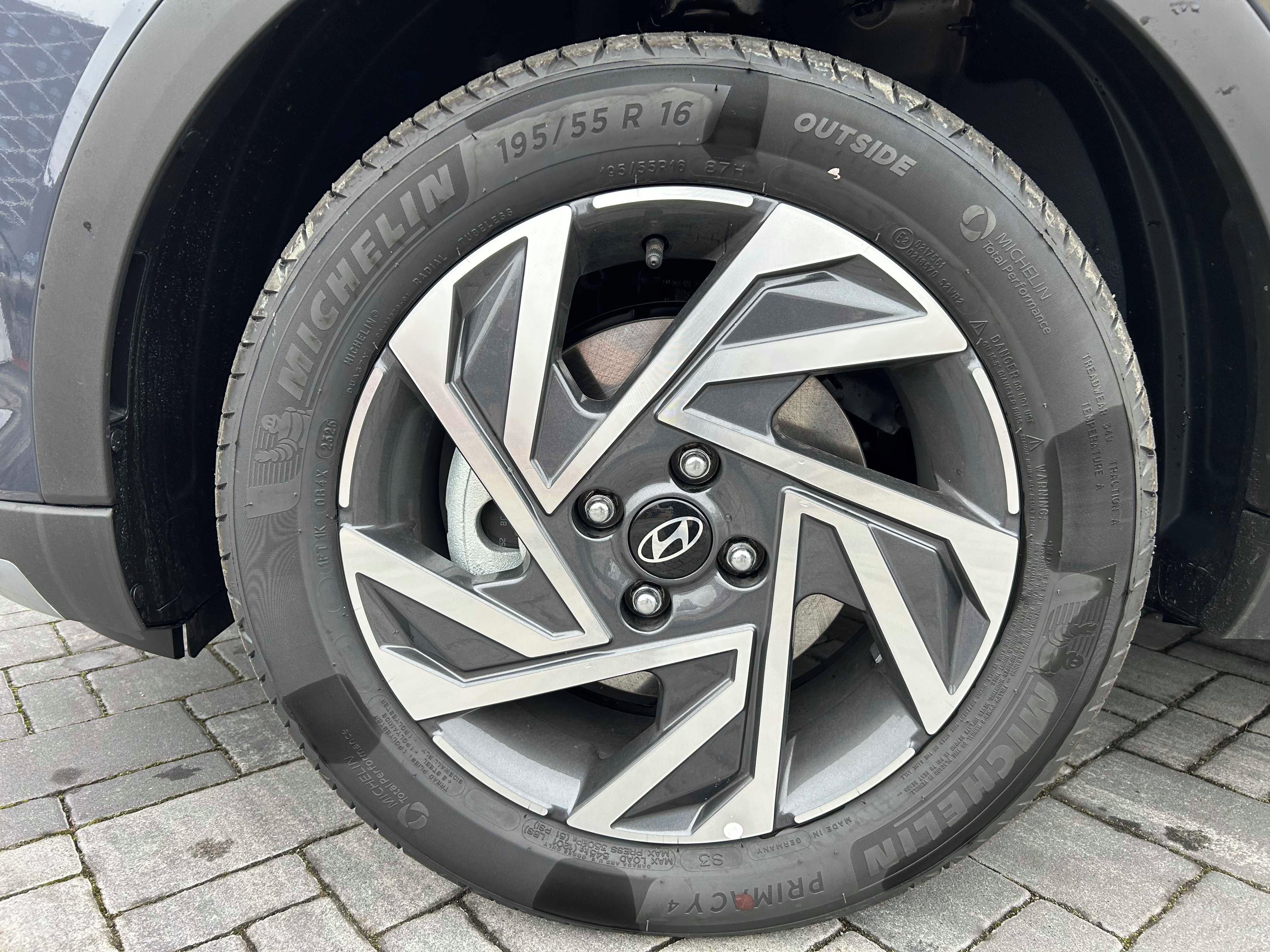 Hyundai Bayon, 1.0 T-GDi DCT GO Plus! - fotka 5