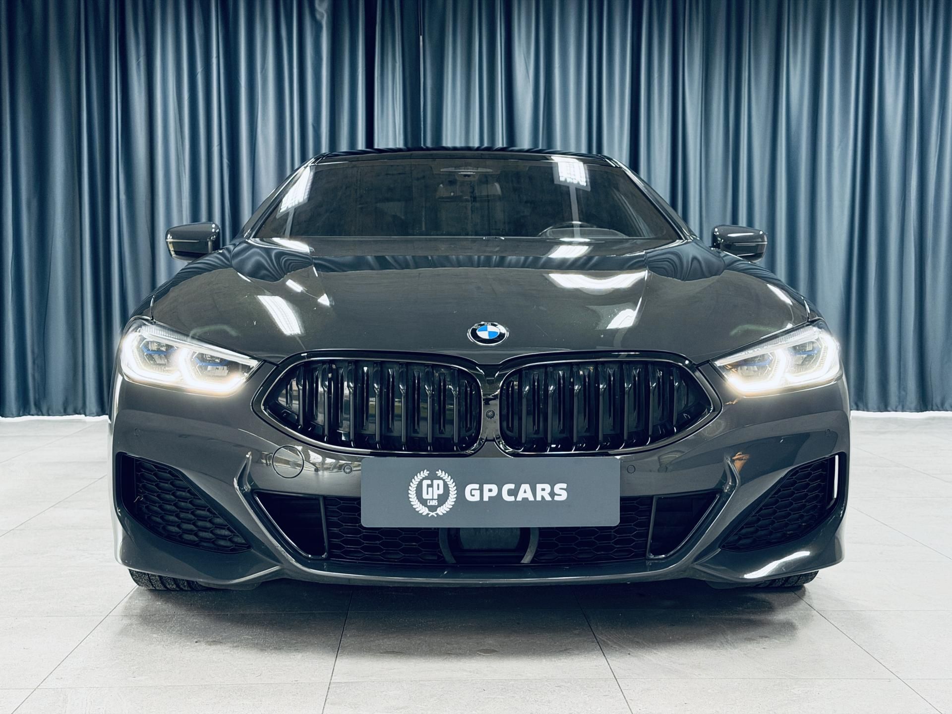 BMW Řada 8, 840d*xDRIVE*HUD*NEZ.TOP*PANO - fotka 2