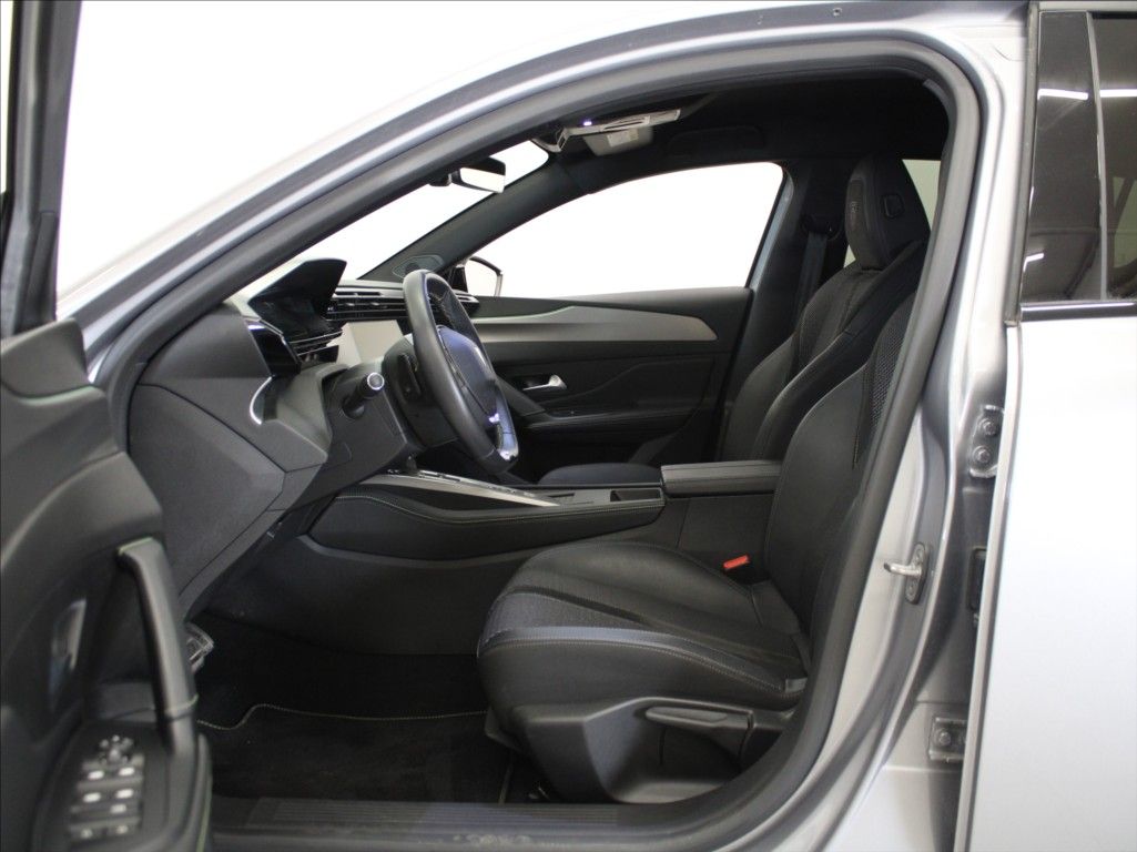 Peugeot 308, 1,2 PT 96kW AT GT-line 20tkm. - fotka 6