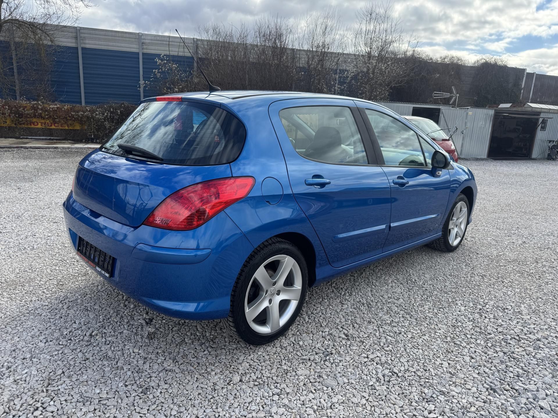 Peugeot 308, 1.6-16V,rezervace - fotka 6