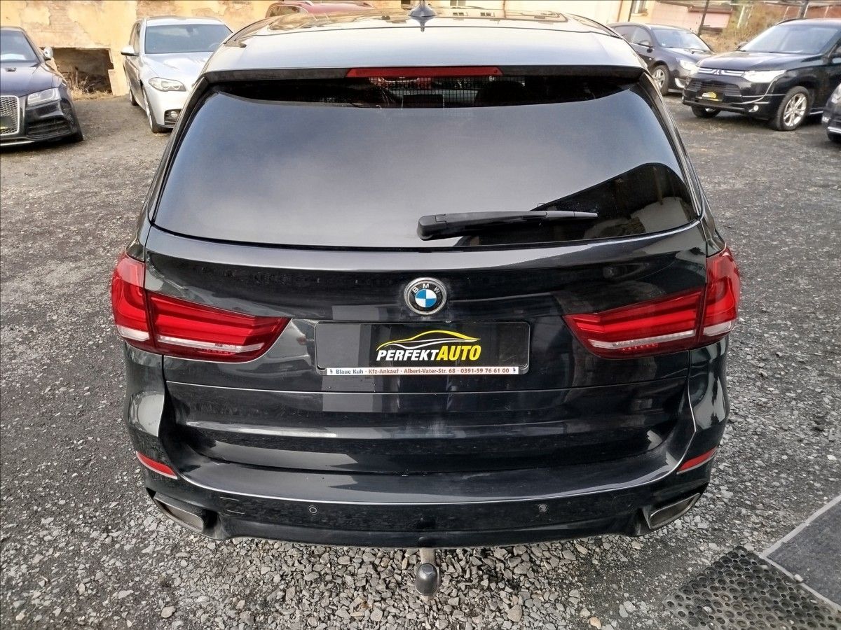 BMW X5, 3,0 M50d, 280kW, BOHATÁ VÝBAVA - fotka 5