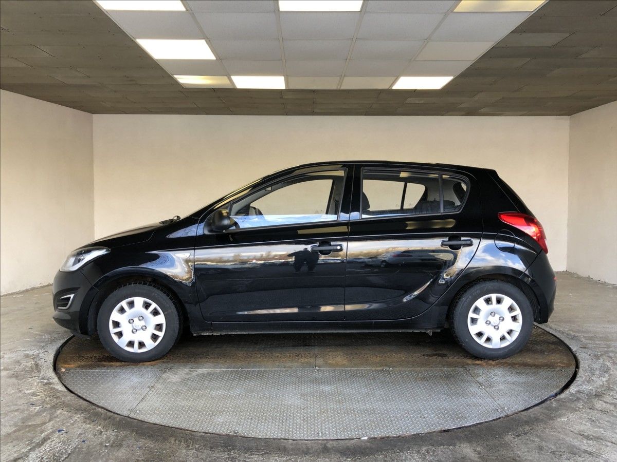 Hyundai i20, 1,3 16V - fotka 4