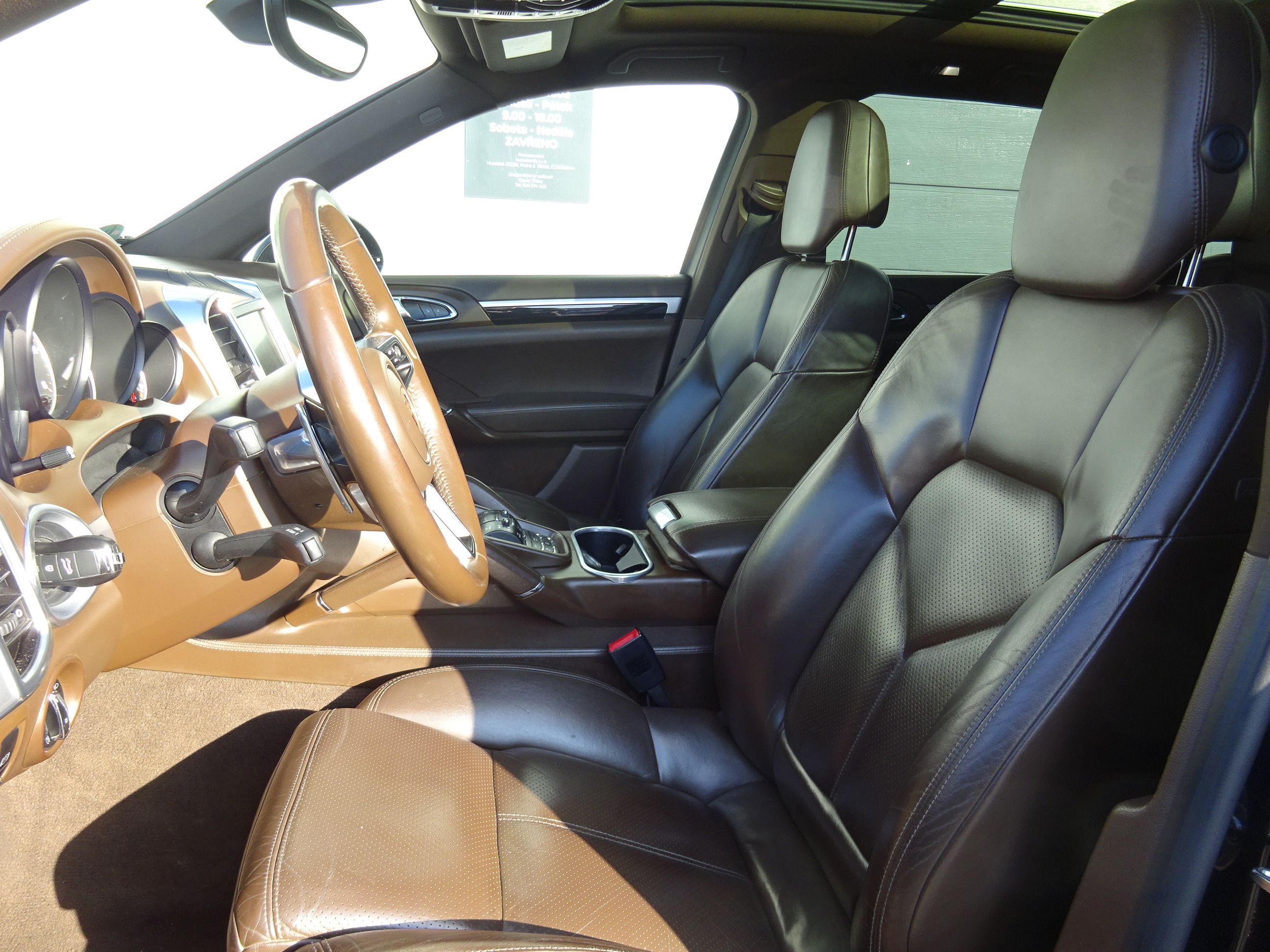 Porsche Cayenne, 3.0 TDi - fotka 5