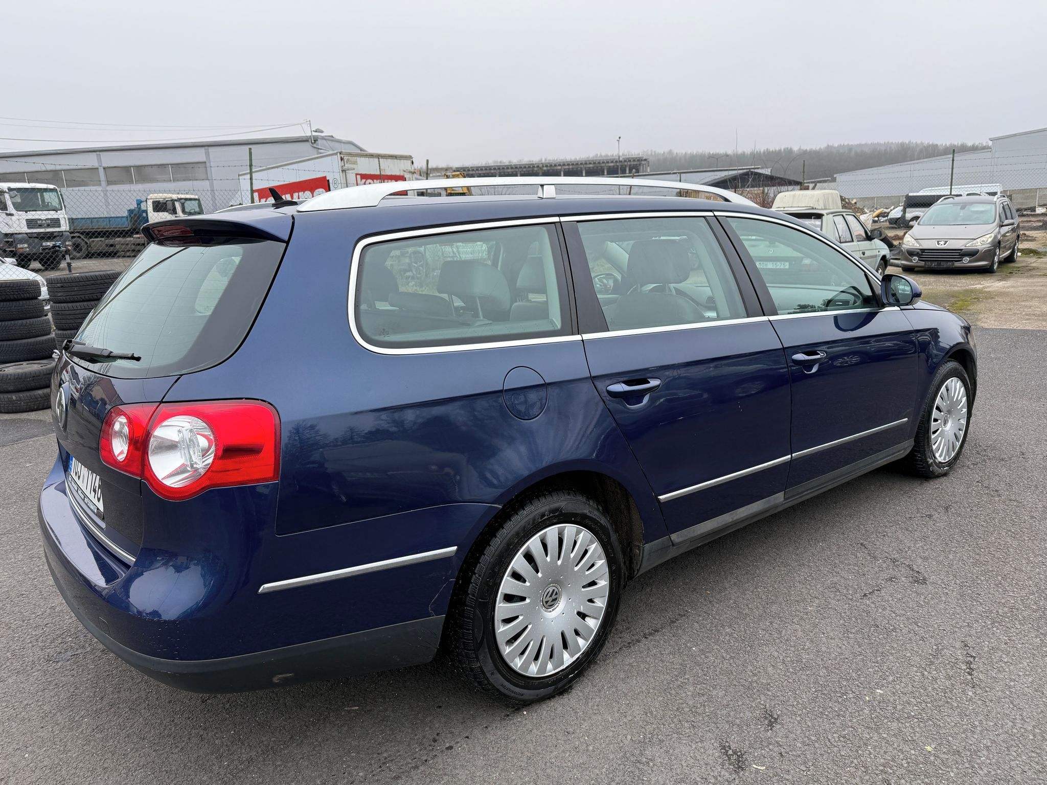 Volkswagen Passat, 2.0 TDI - fotka 4
