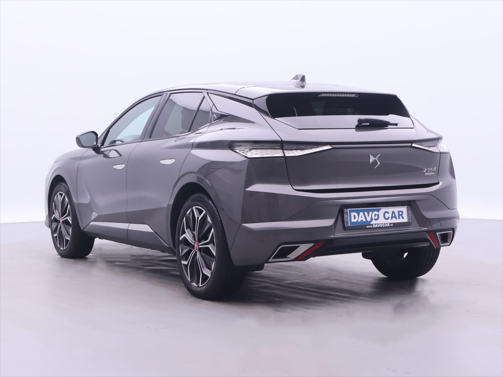 DS 4, 1,6 PureTech 165kW Aut. CZ - fotka 5