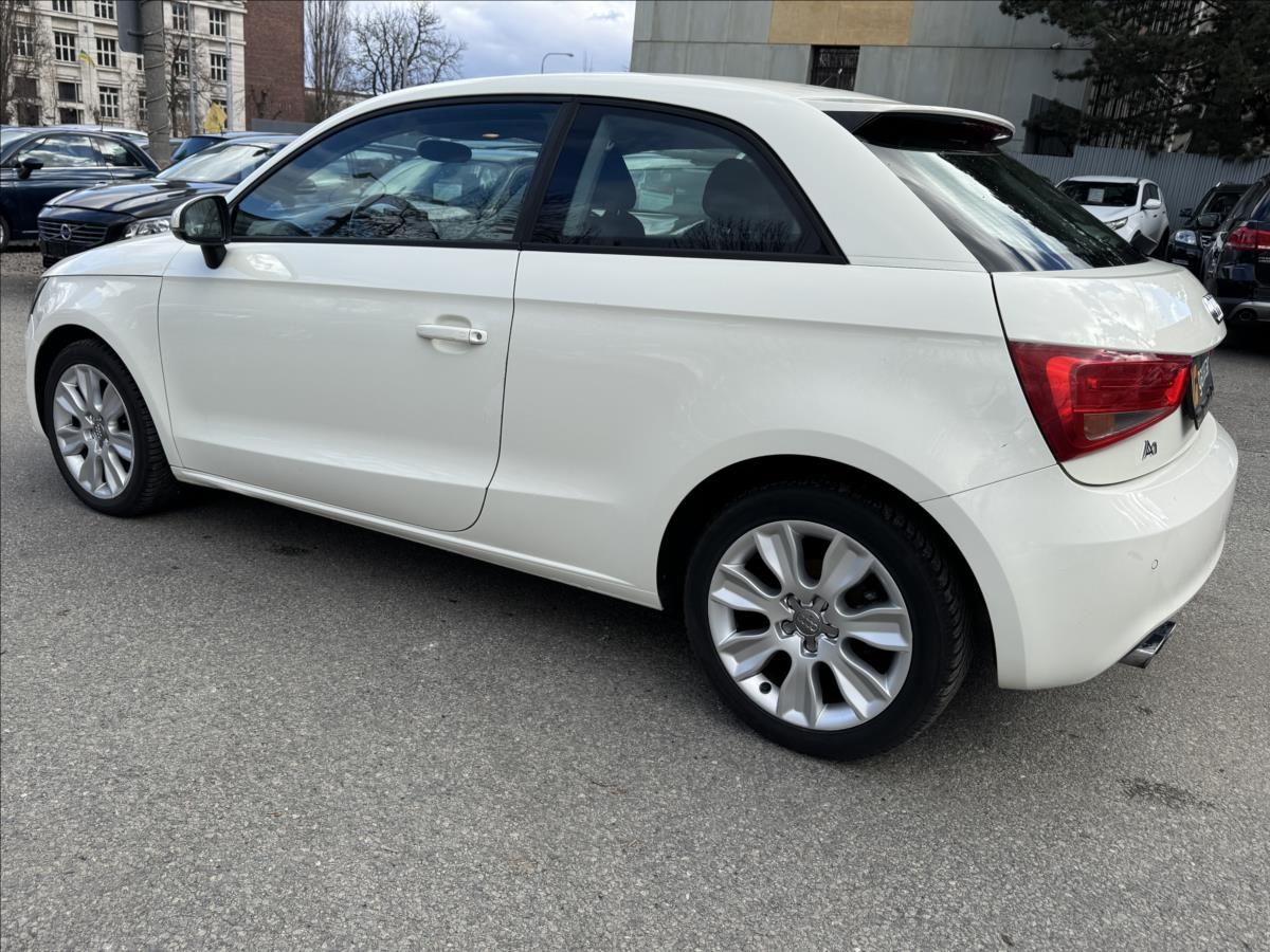 Audi A1, 1,4 S+AUTOMAT !! - fotka 6