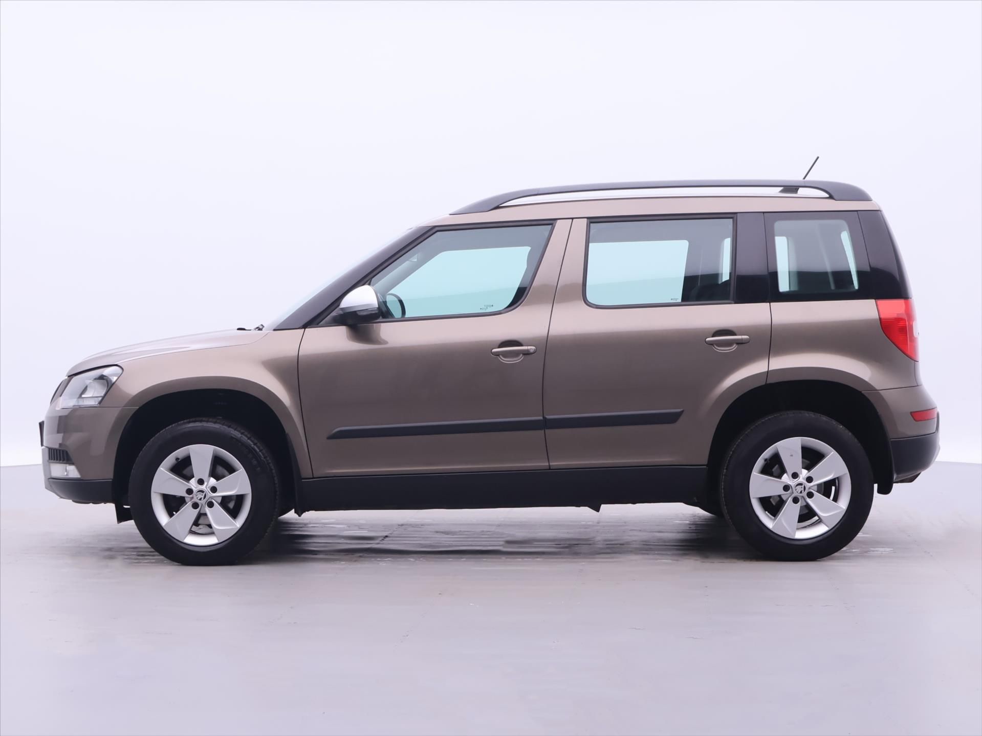 Škoda Yeti, 1,2 TSI 77kW DSG Outdoor 1.Maj - fotka 4