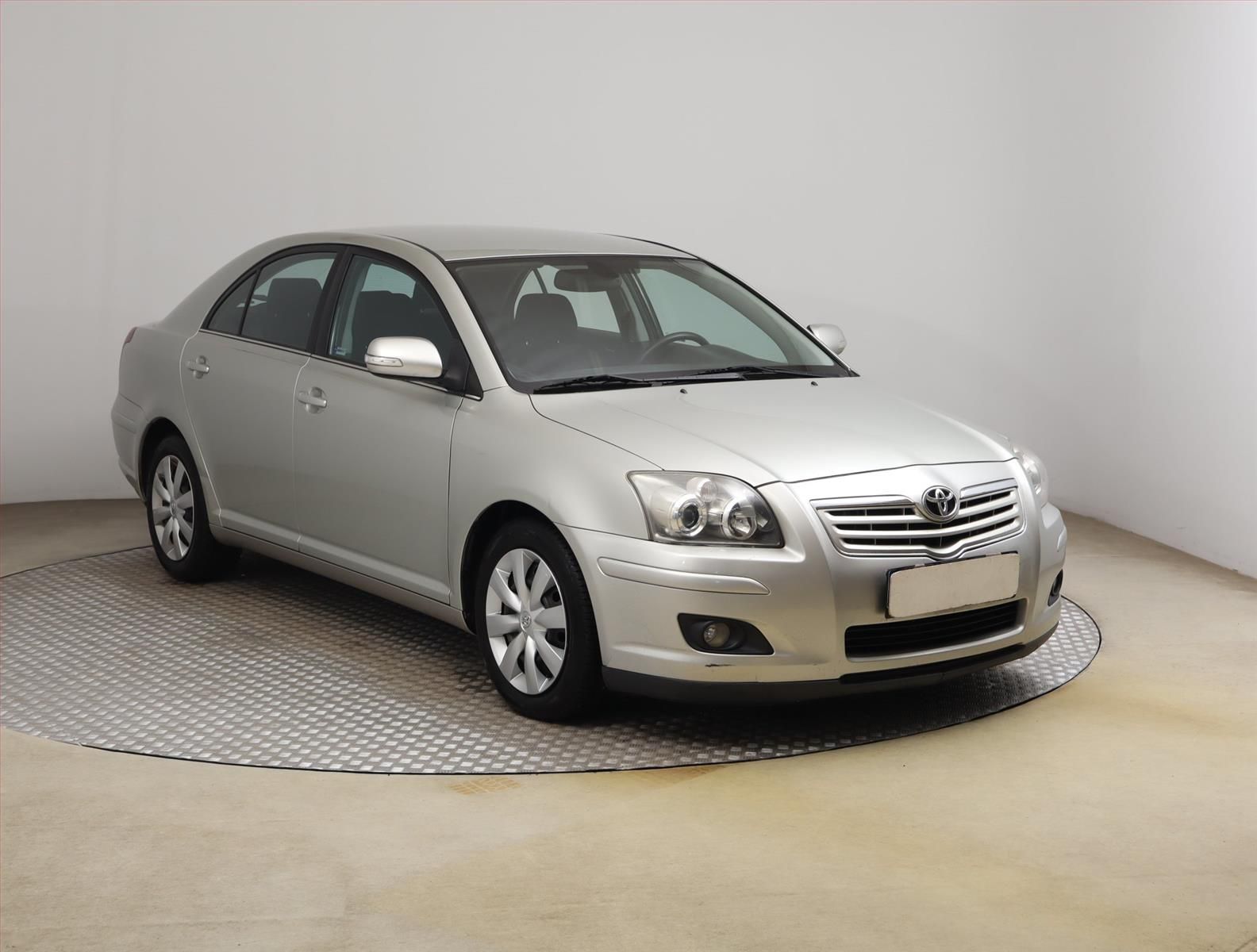 Toyota Avensis, 2.0 D-4D, Klima