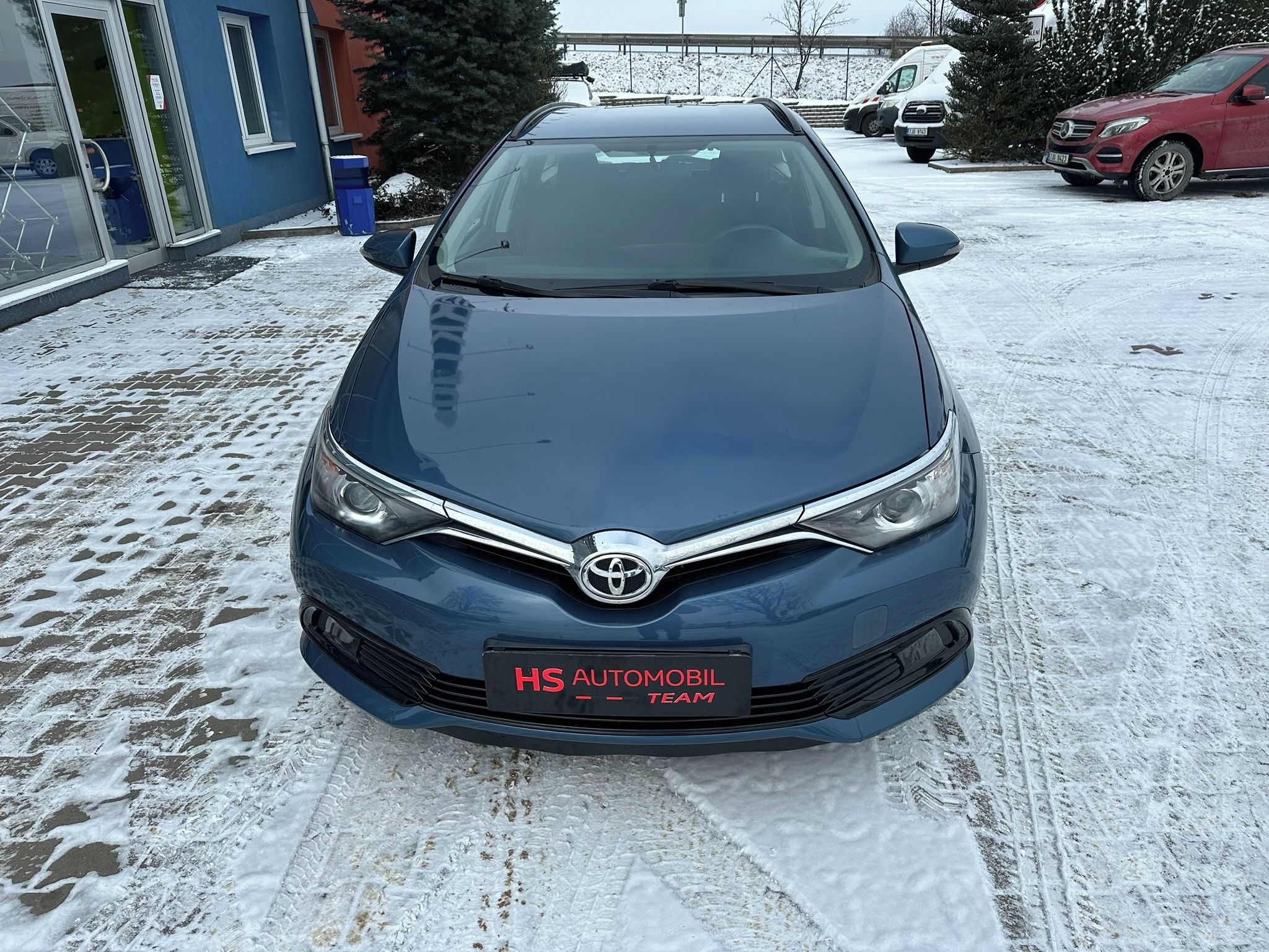 Toyota Auris, Kombi 1,33i 73 kW - fotka 3